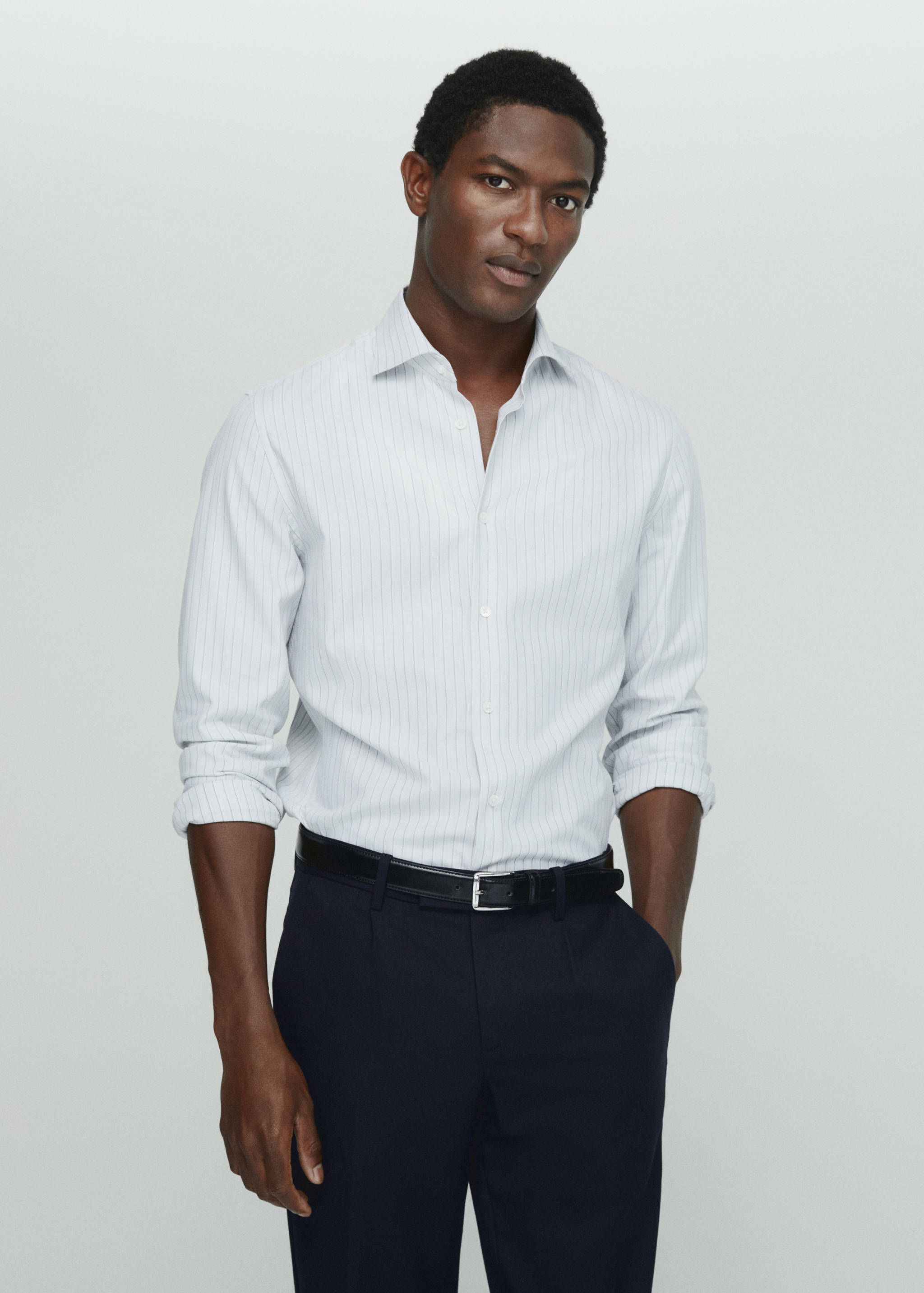 Košile se strukturou a tenkým proužkem - Náhled ve středové rovině