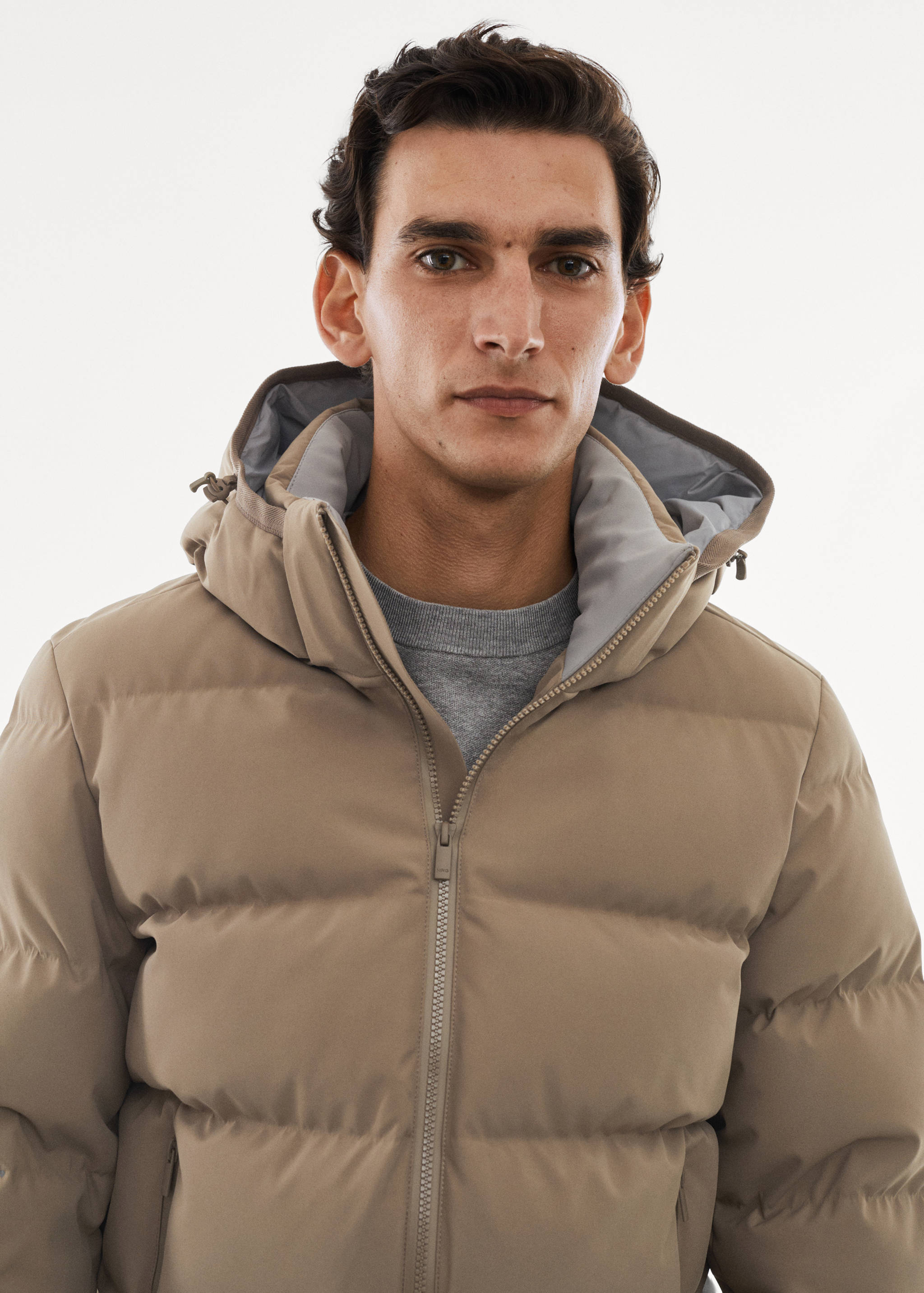 Water-repellent down anorak - Details of the article 1