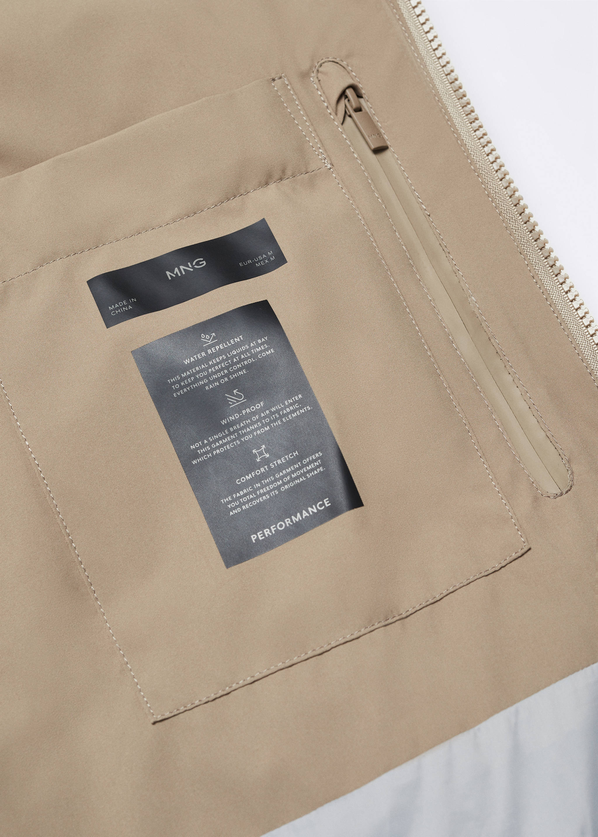 Water-repellent down anorak - Details of the article 0