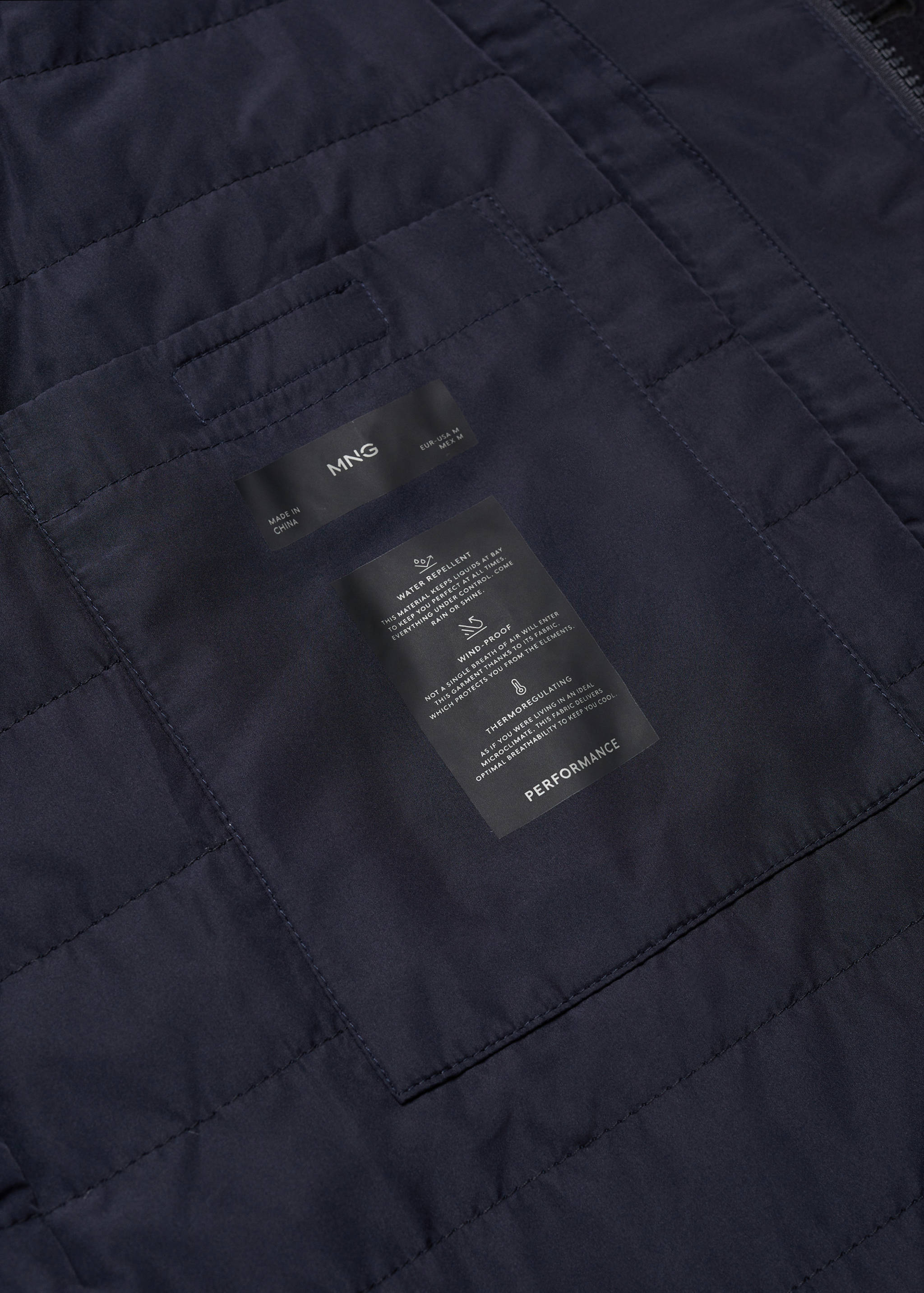 Wollen jas met afneembare capuchon - Detail van het artikel 0