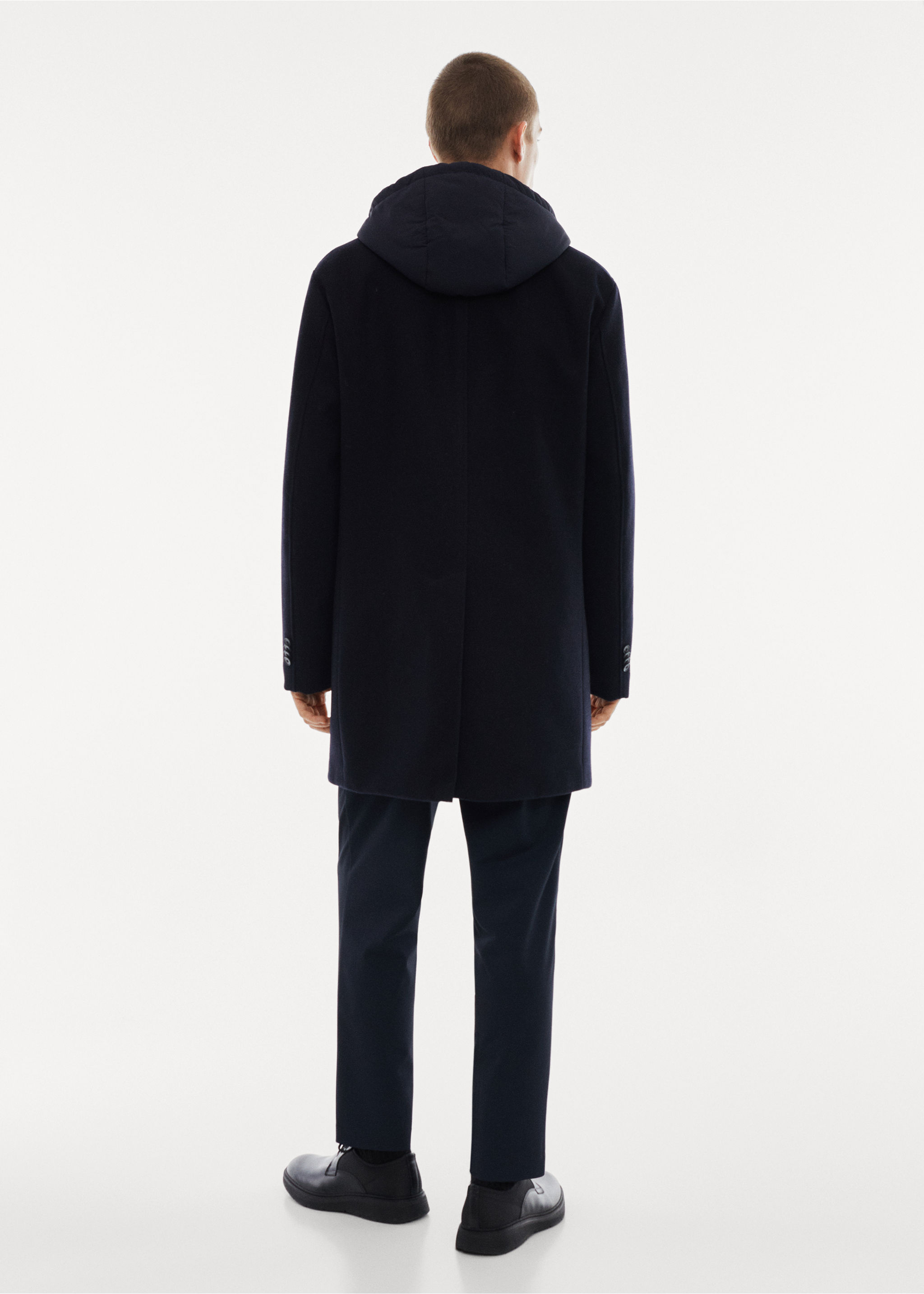 Detachable hood wool coat - Reverse of the article