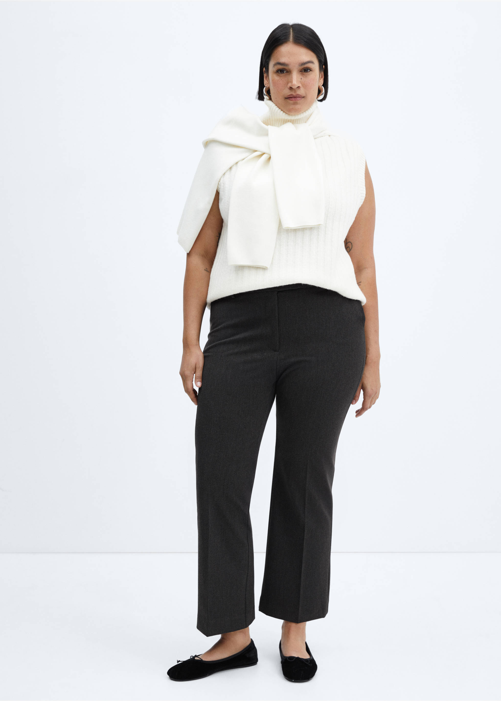 Pantalon évasé crop - Détail de l'article 3, Gris. Ref: 57048267-00.