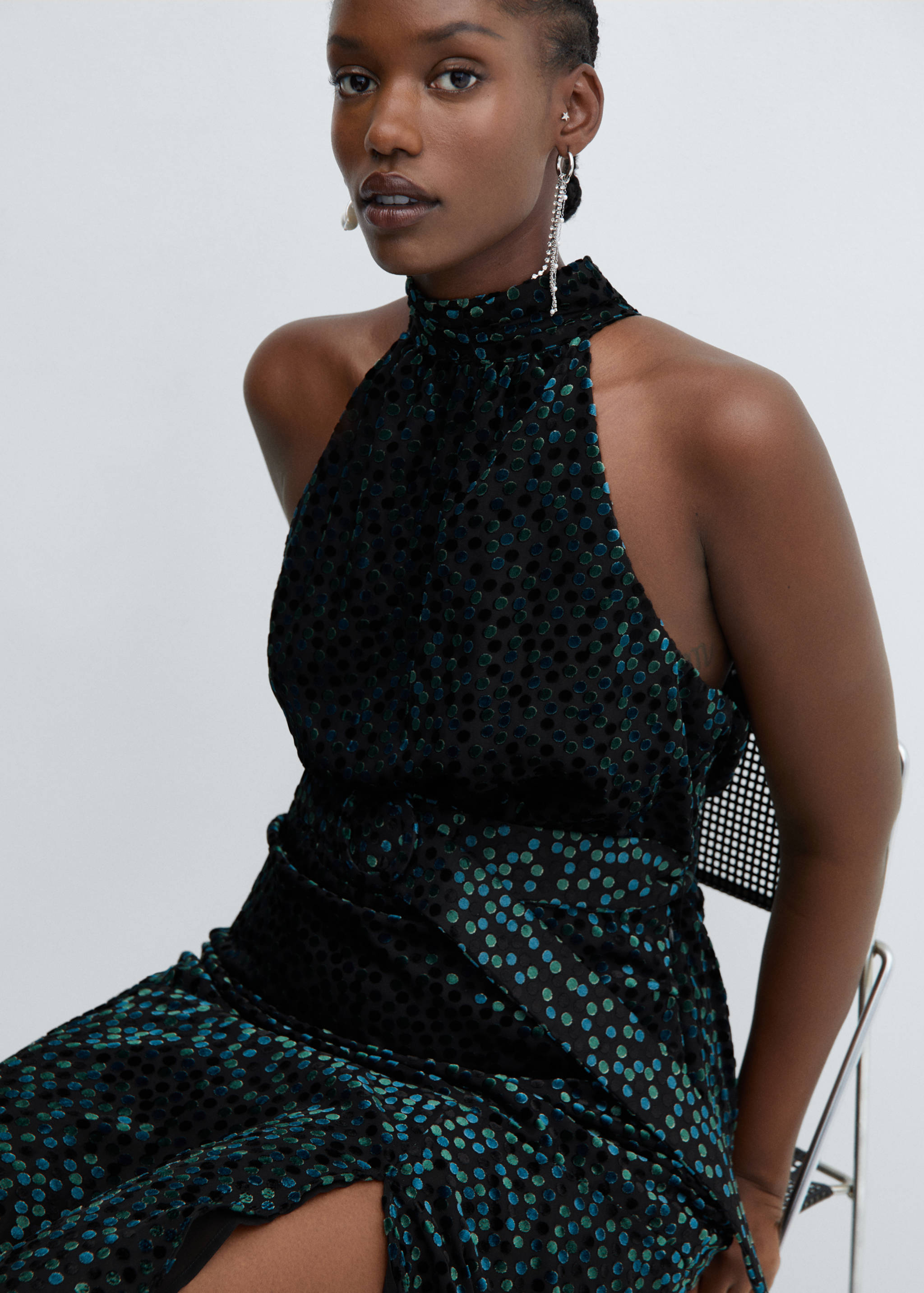 Bársony halter ruha - A termék adatai 4