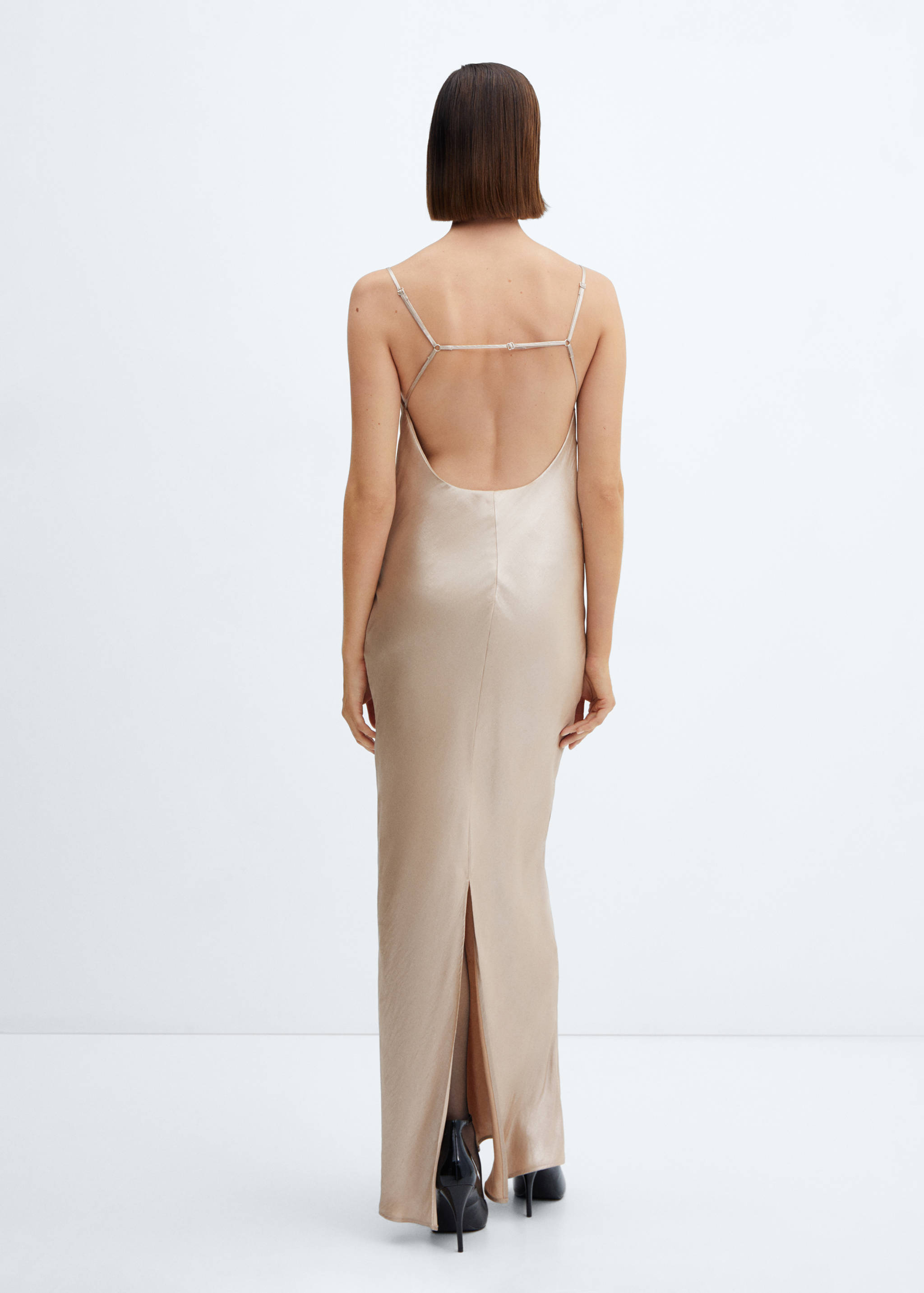 Robe satinée dos nu - Verso de l’article