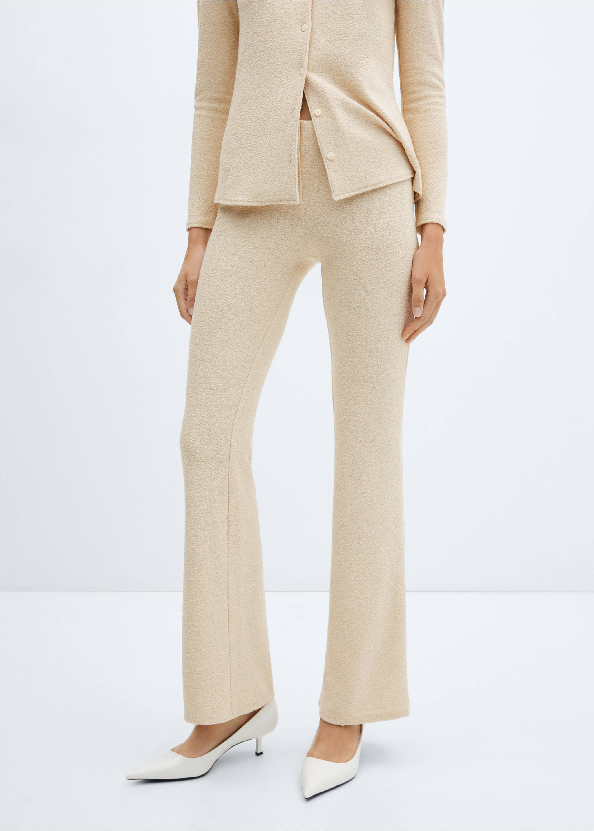 Flared knitted trousers - Medium plane, Off White. Ref: 57049123-00.