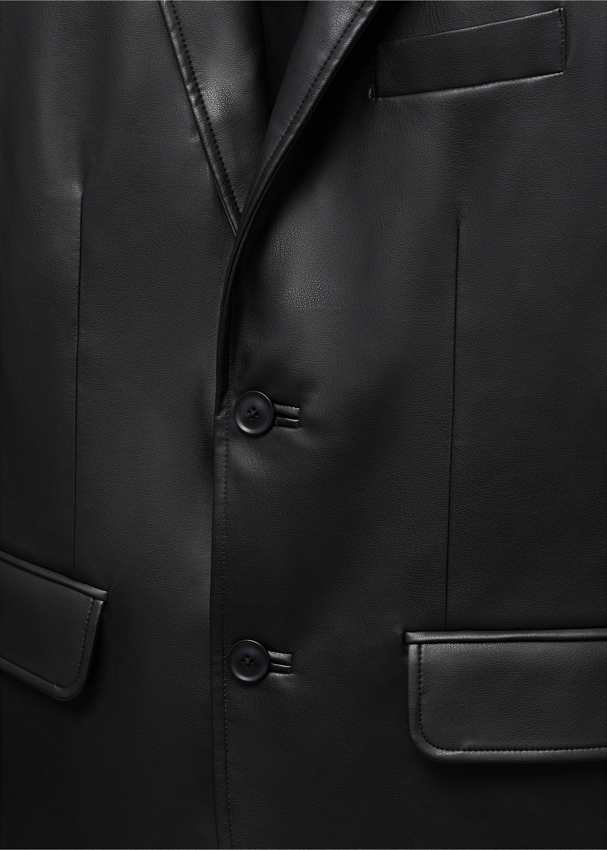Blazer mit Leder-Effekt - Detail des Artikels 8, Schwarz. Ref: 57049404-00.