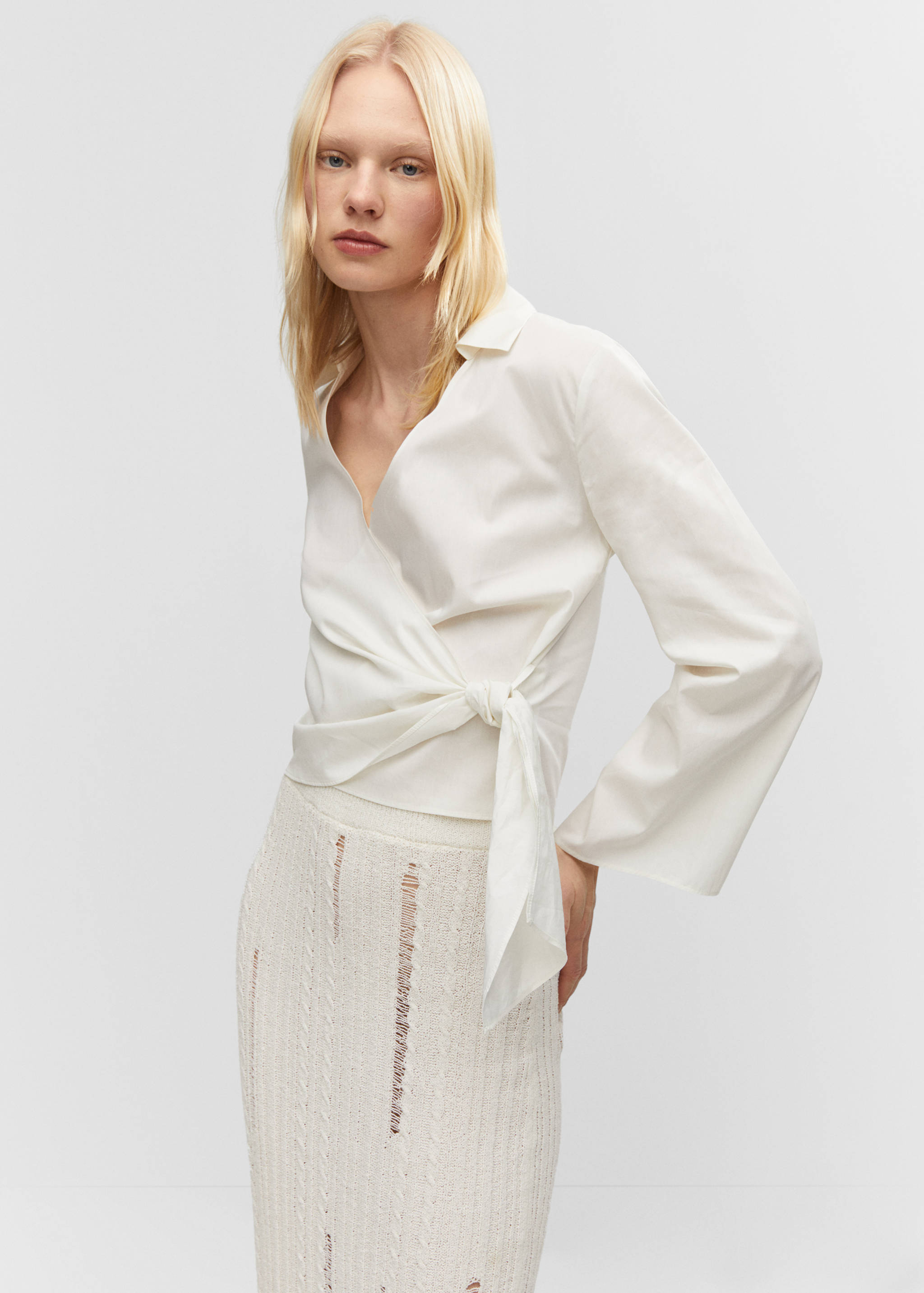 Wickelhemd mit Knotendetail - Mittlere Ansicht