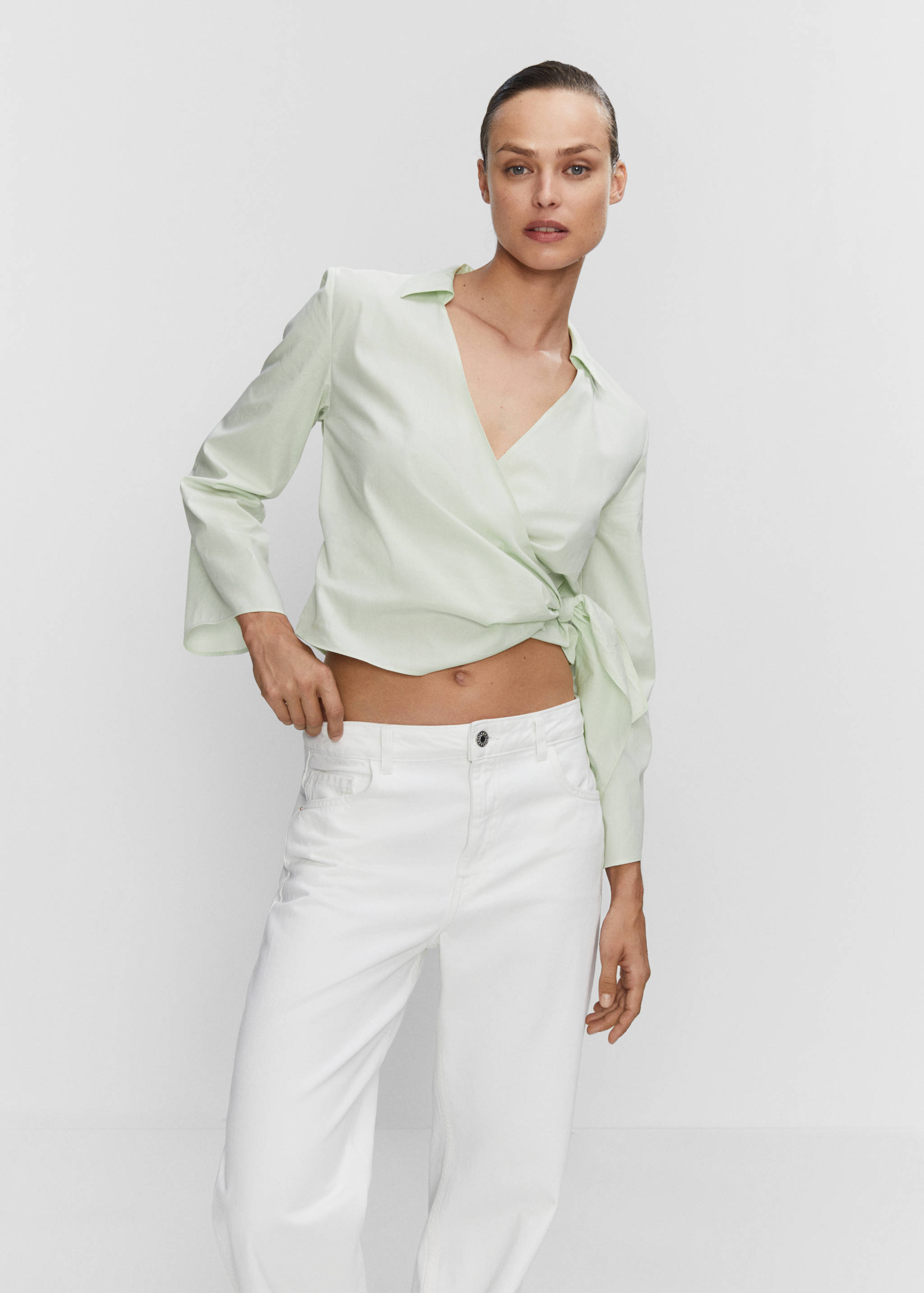 Wickelhemd mit Knotendetail - Mittlere Ansicht