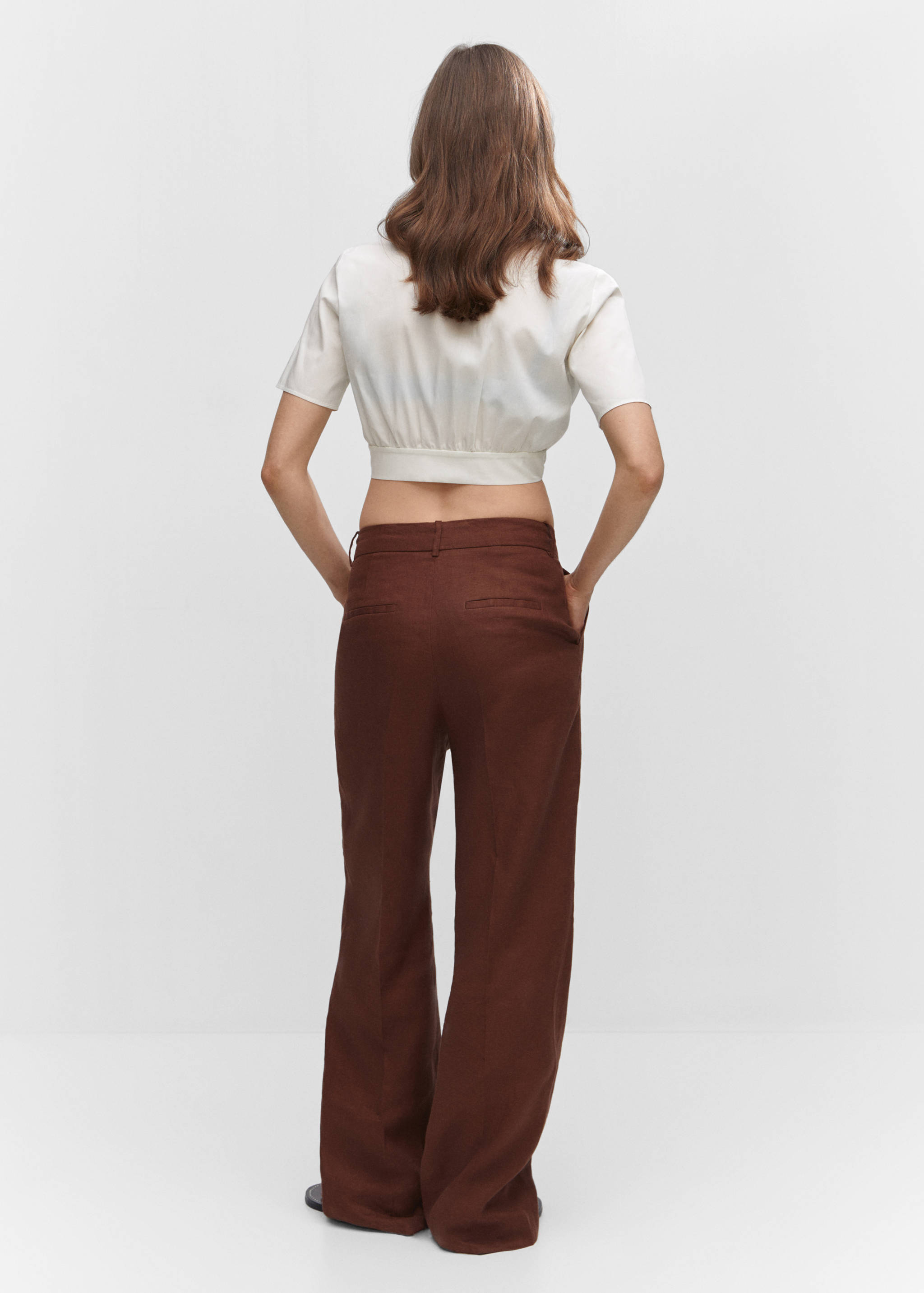 Cropped shirt with knot - Reverse of the article