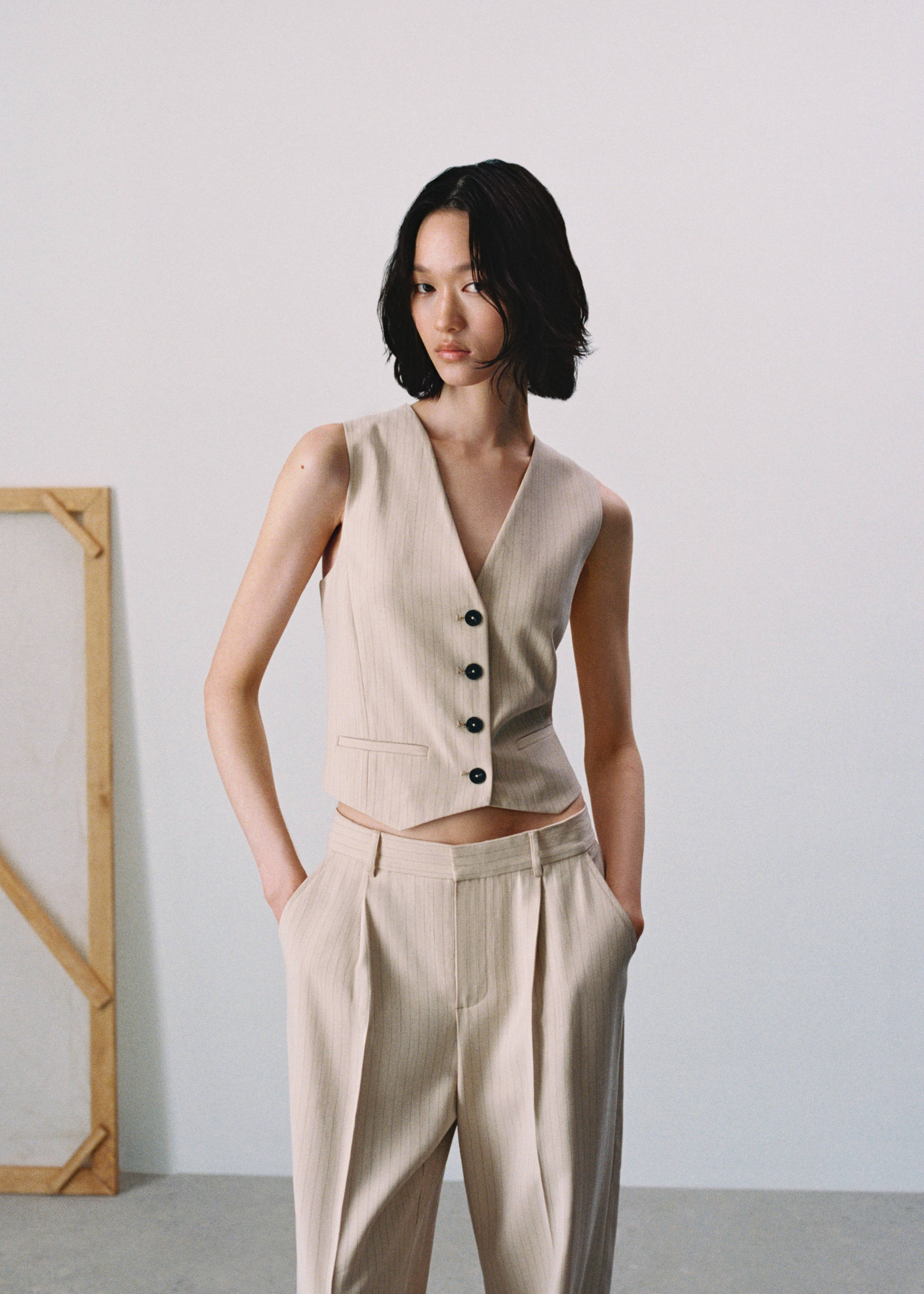 Armilla ratlla diplomàtica - Detall de l'article 6