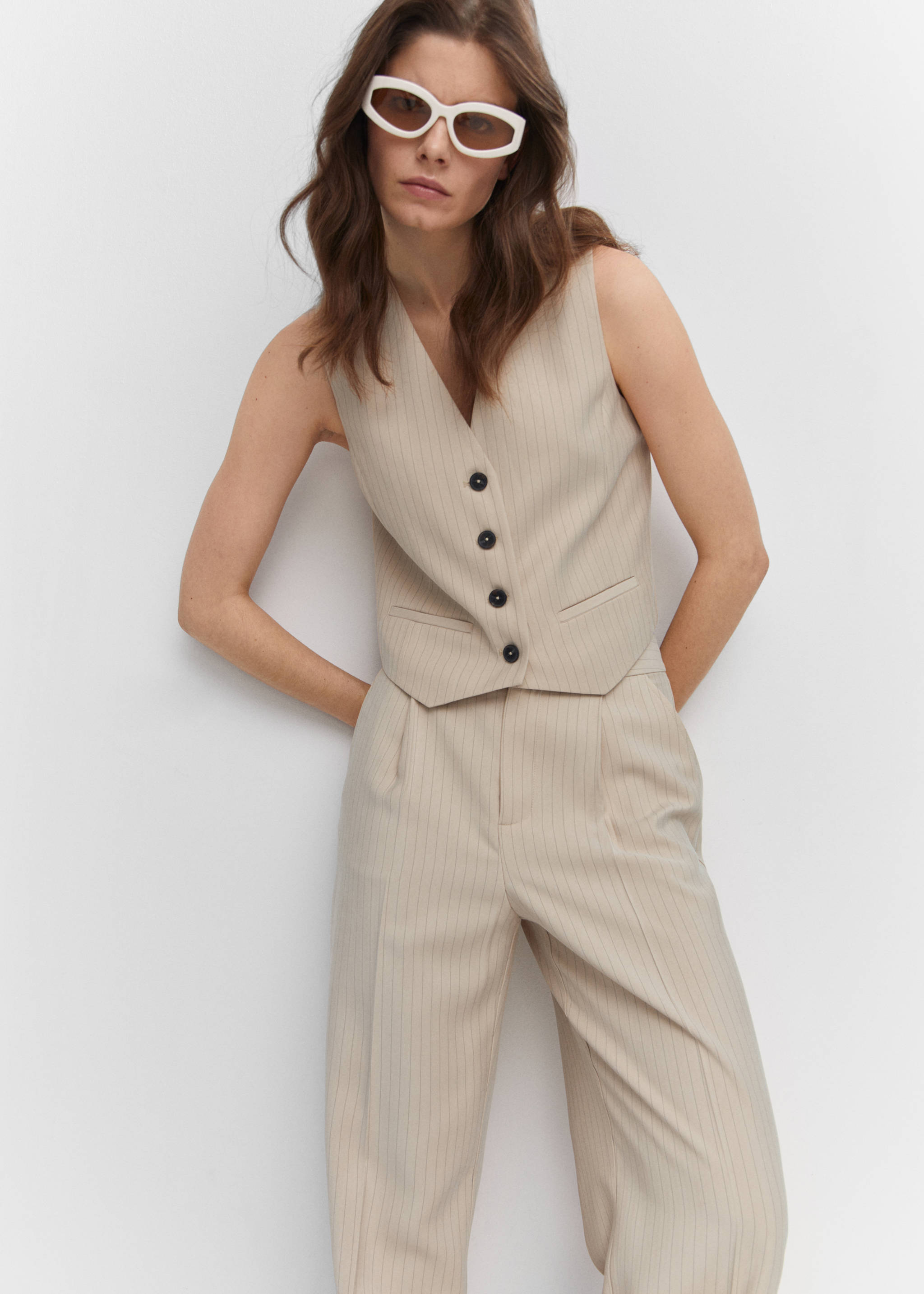 Armilla ratlla diplomàtica - Detall de l'article 2