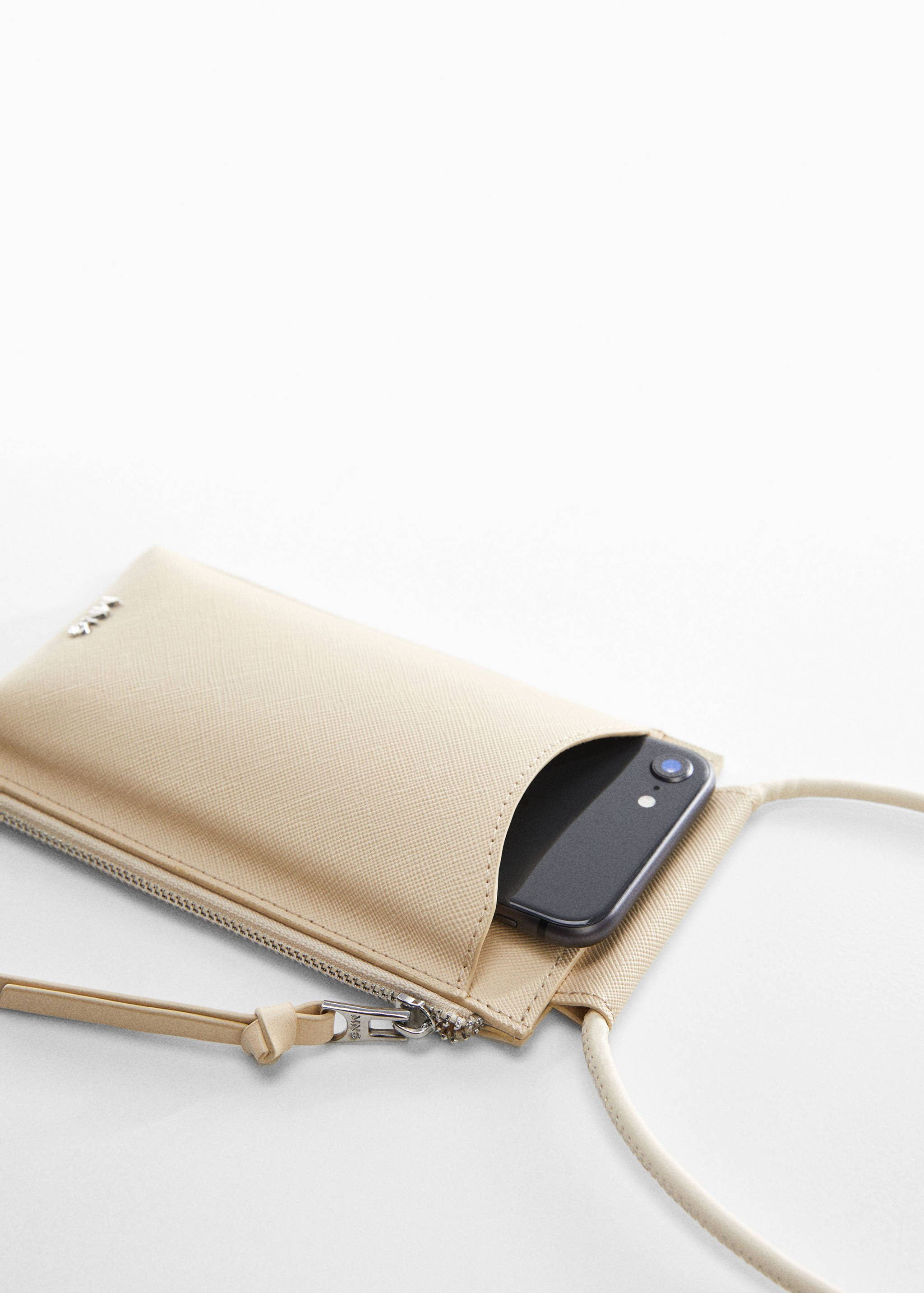 Saffiano-effect mobile case - Details of the article 1