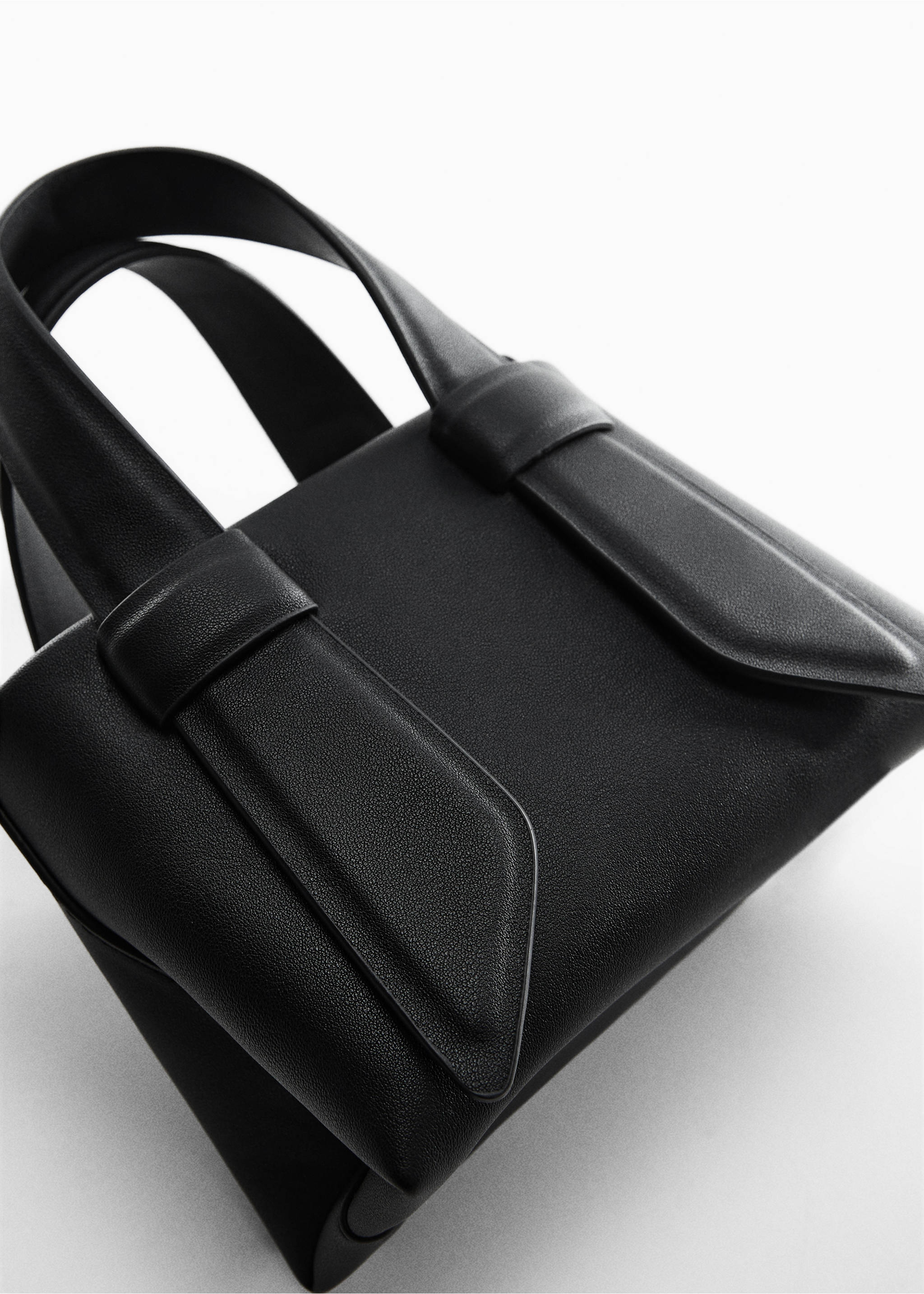 Crossbody bag with double handle - Details of the article 2, Black. Ref: 57050184-00.