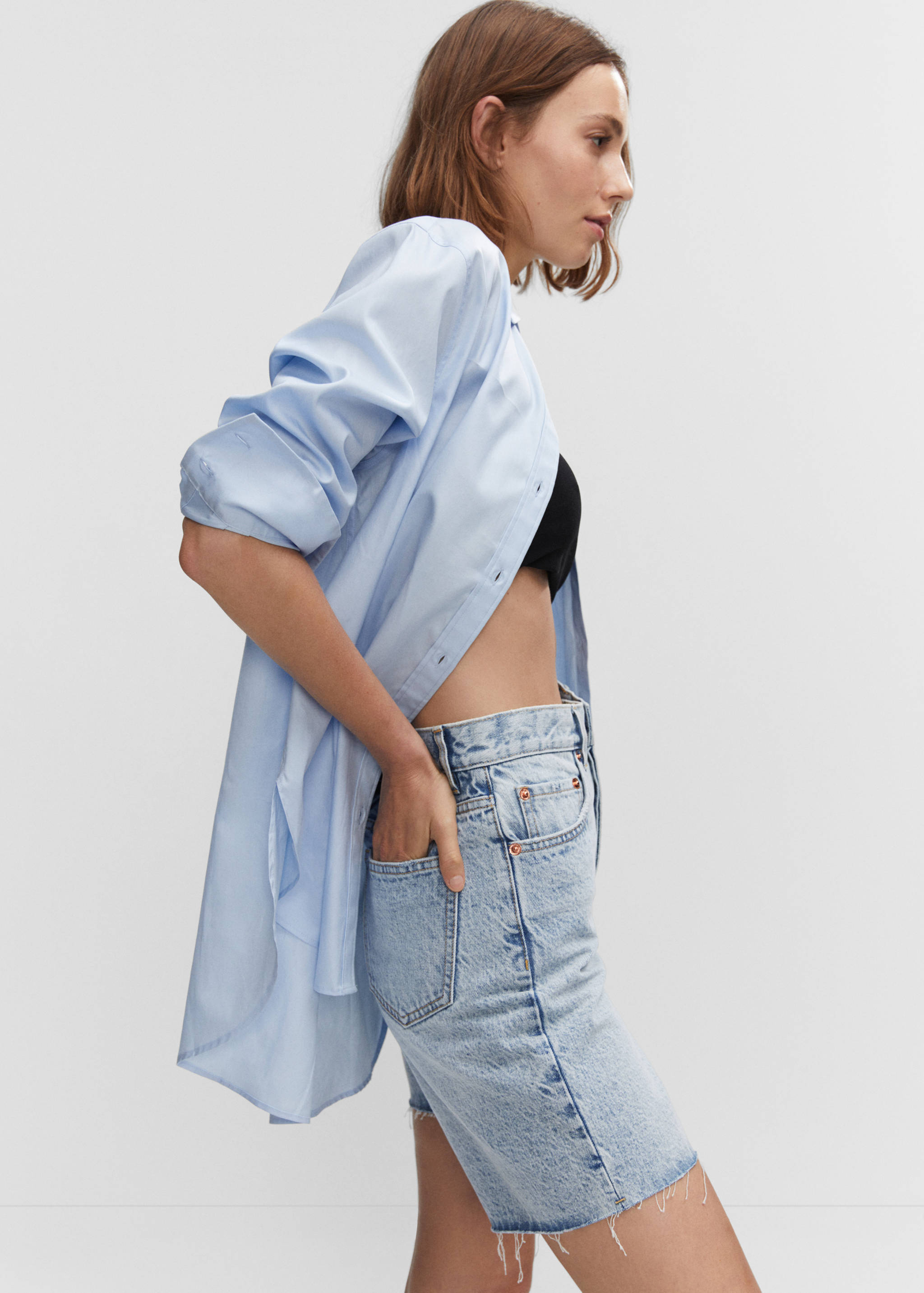 Decorative ripped denim bermuda shorts - Details of the article 2