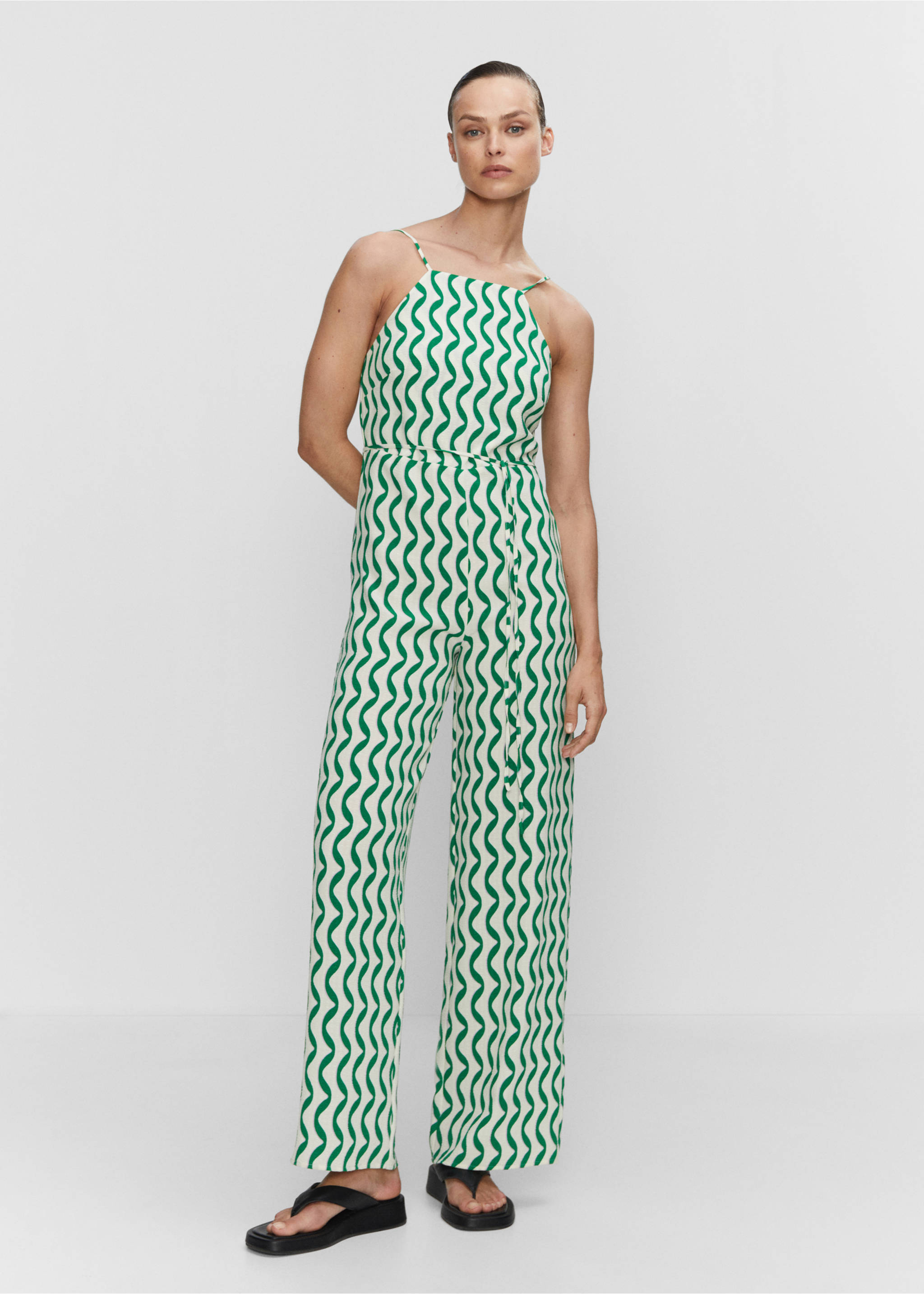 Long jumpsuit with back opening - General plane, Green. Ref: 57050212-00.