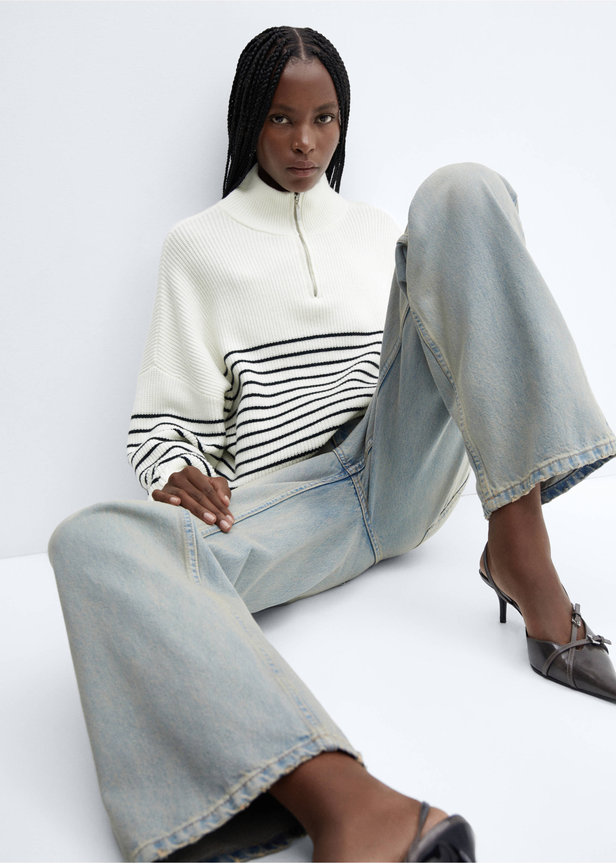 Striped sweater with zip - Details of the article 2, Navy. Ref: 57050259-00.