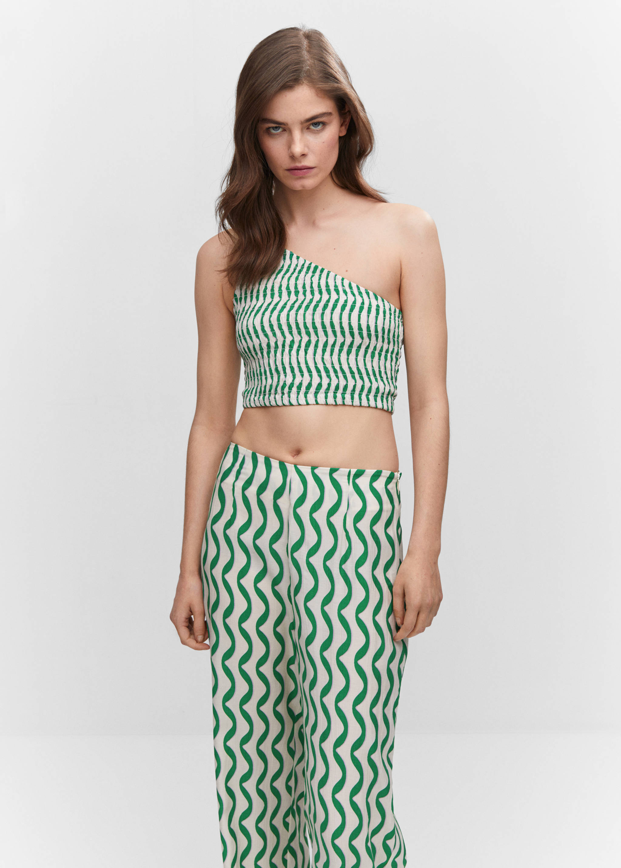 Asymmetric ruched top - Medium plane