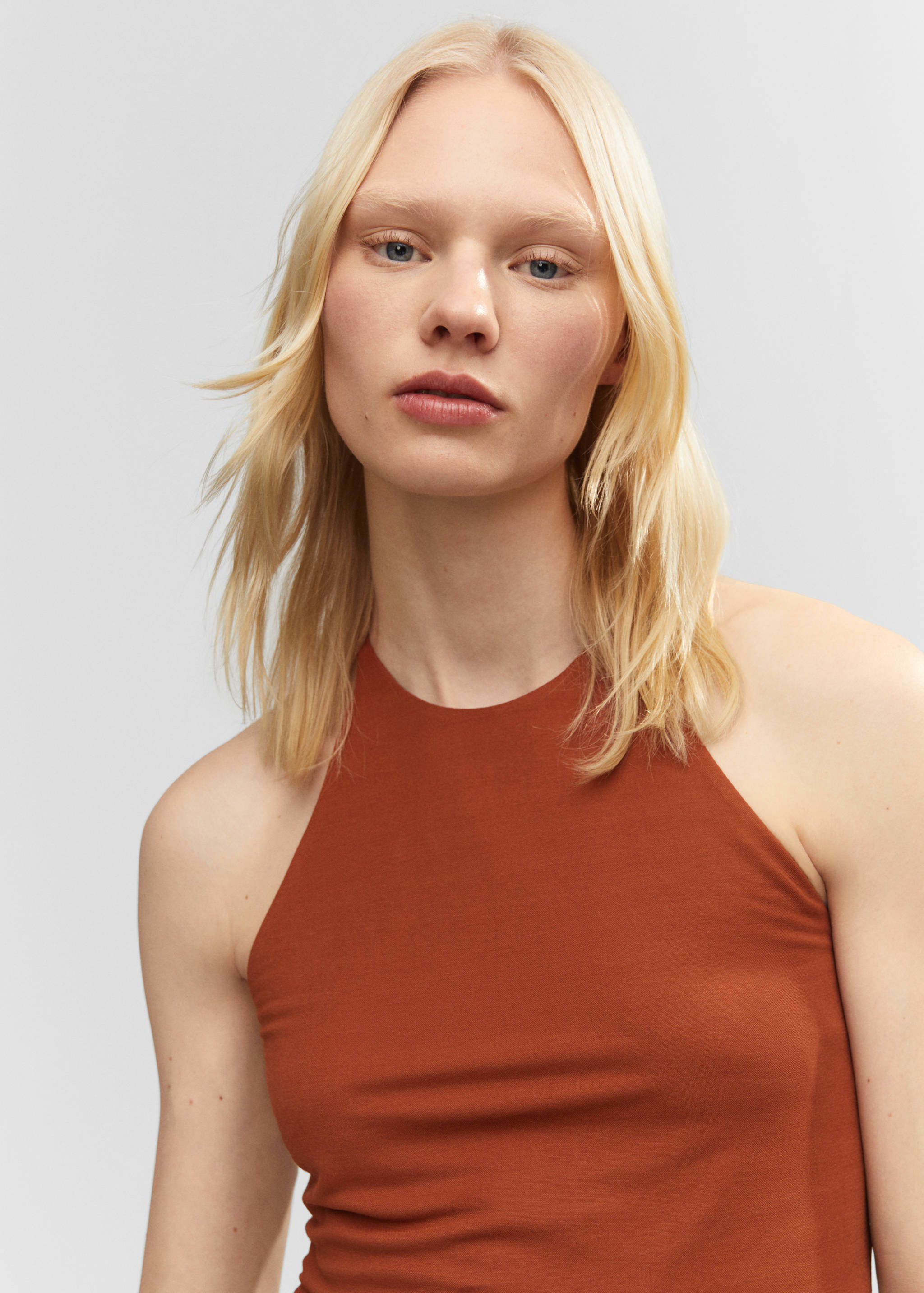 Halter-neck knitted top - Details of the article 1