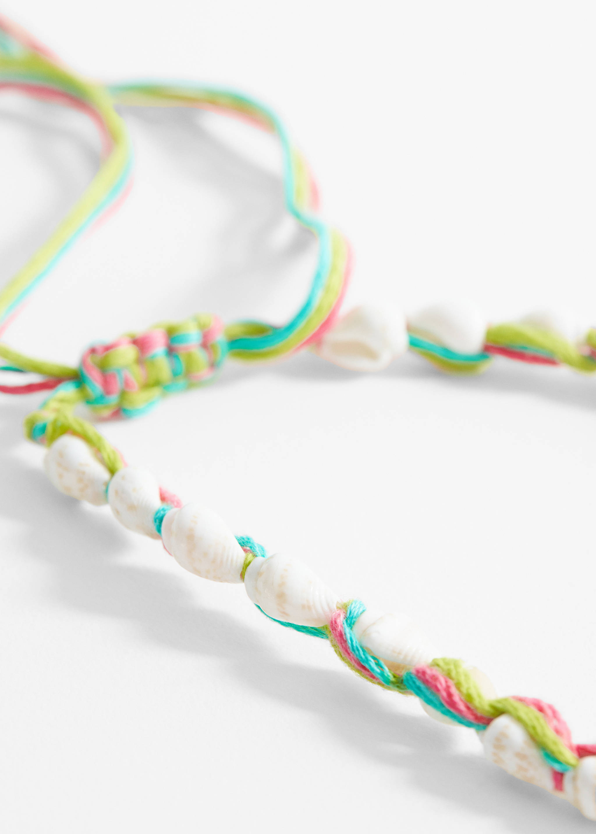 Bracelet cheville coquillages - Plan moyen