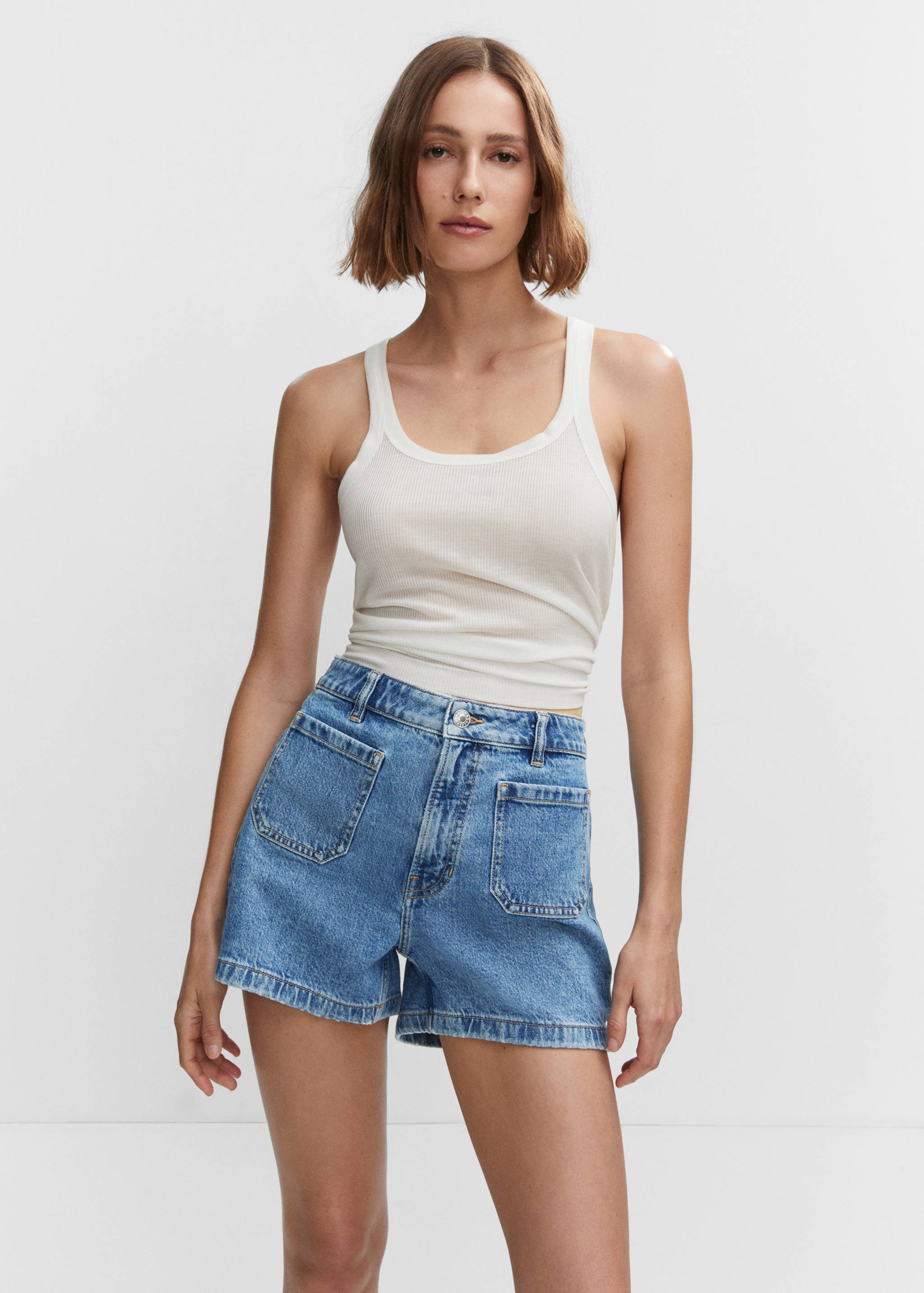Denim shorts with pockets - Medium plane