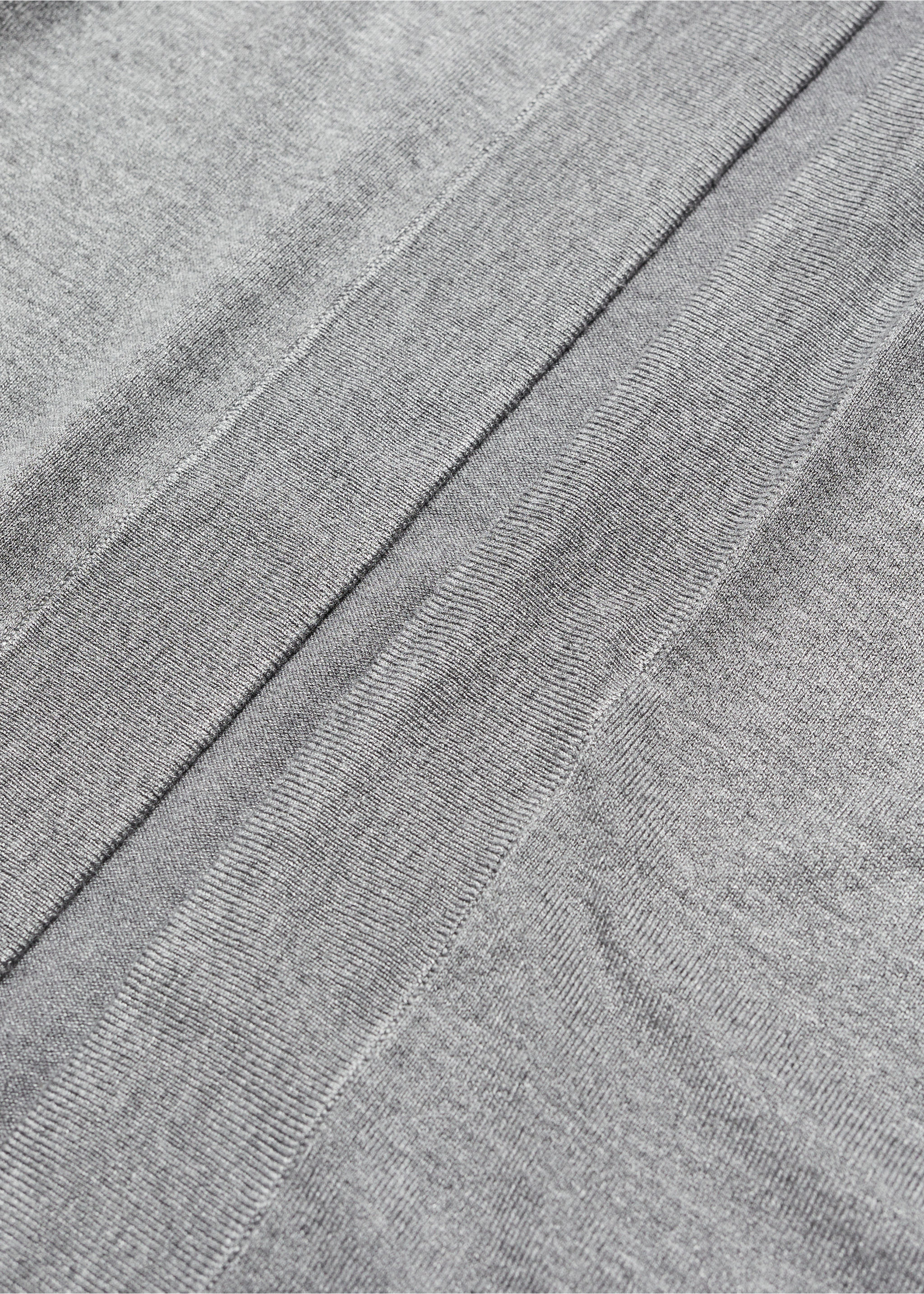 Fine-knit cardigan - Details of the article 8