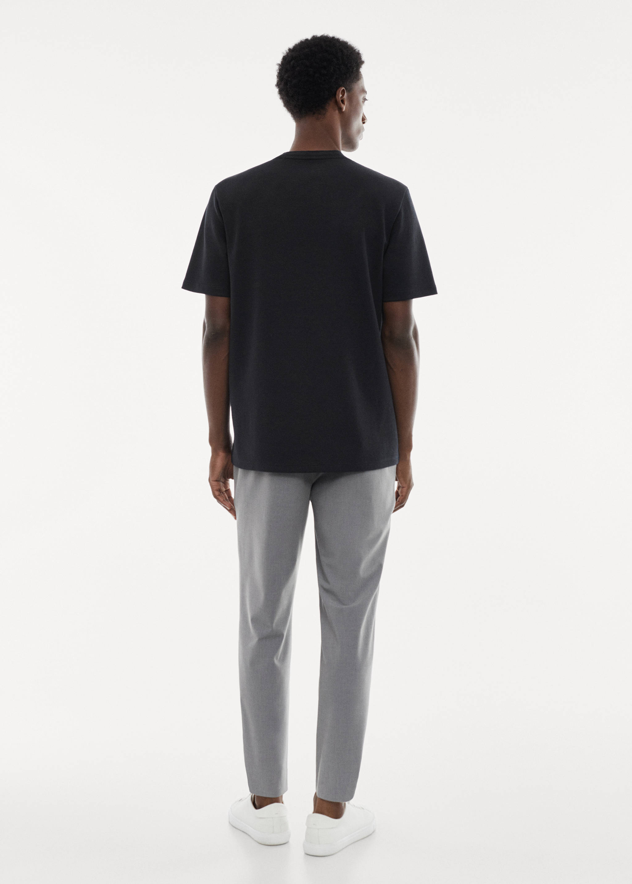 Breathable cotton t-shirt - Reverse of the article