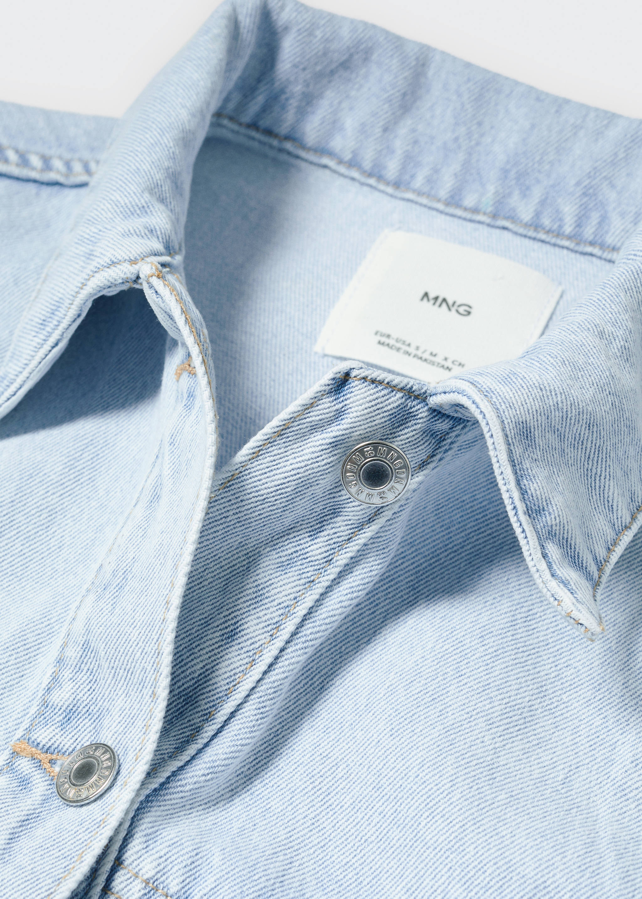 Oversize denim jacket - Details of the article 8