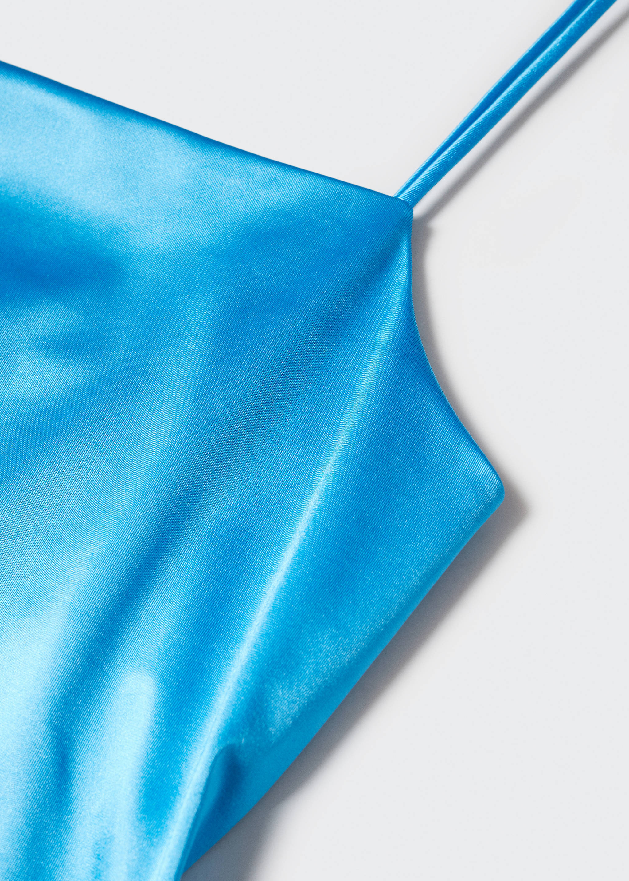 Short satin dress - Details of the article 8