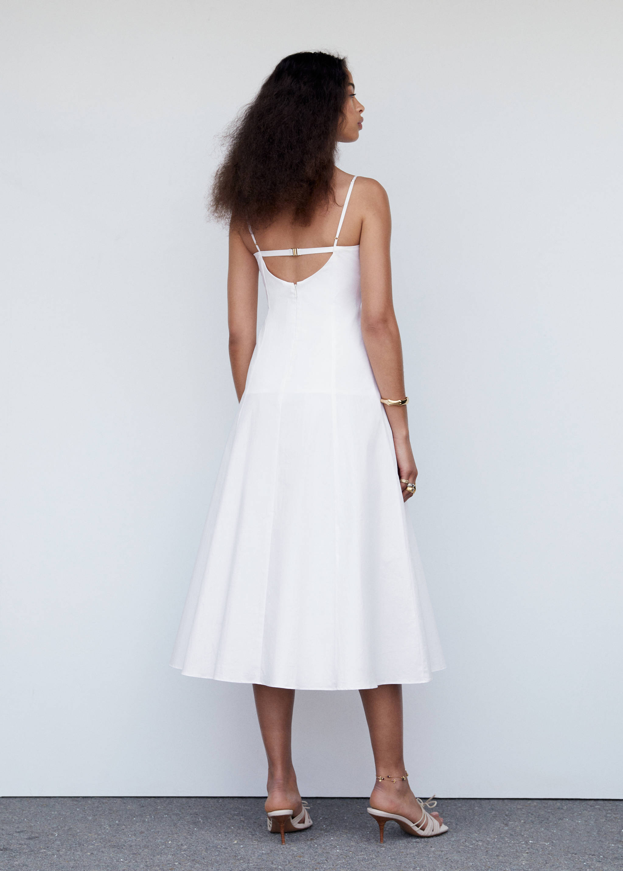 Midi-dress with back detail - Reverse of the article
