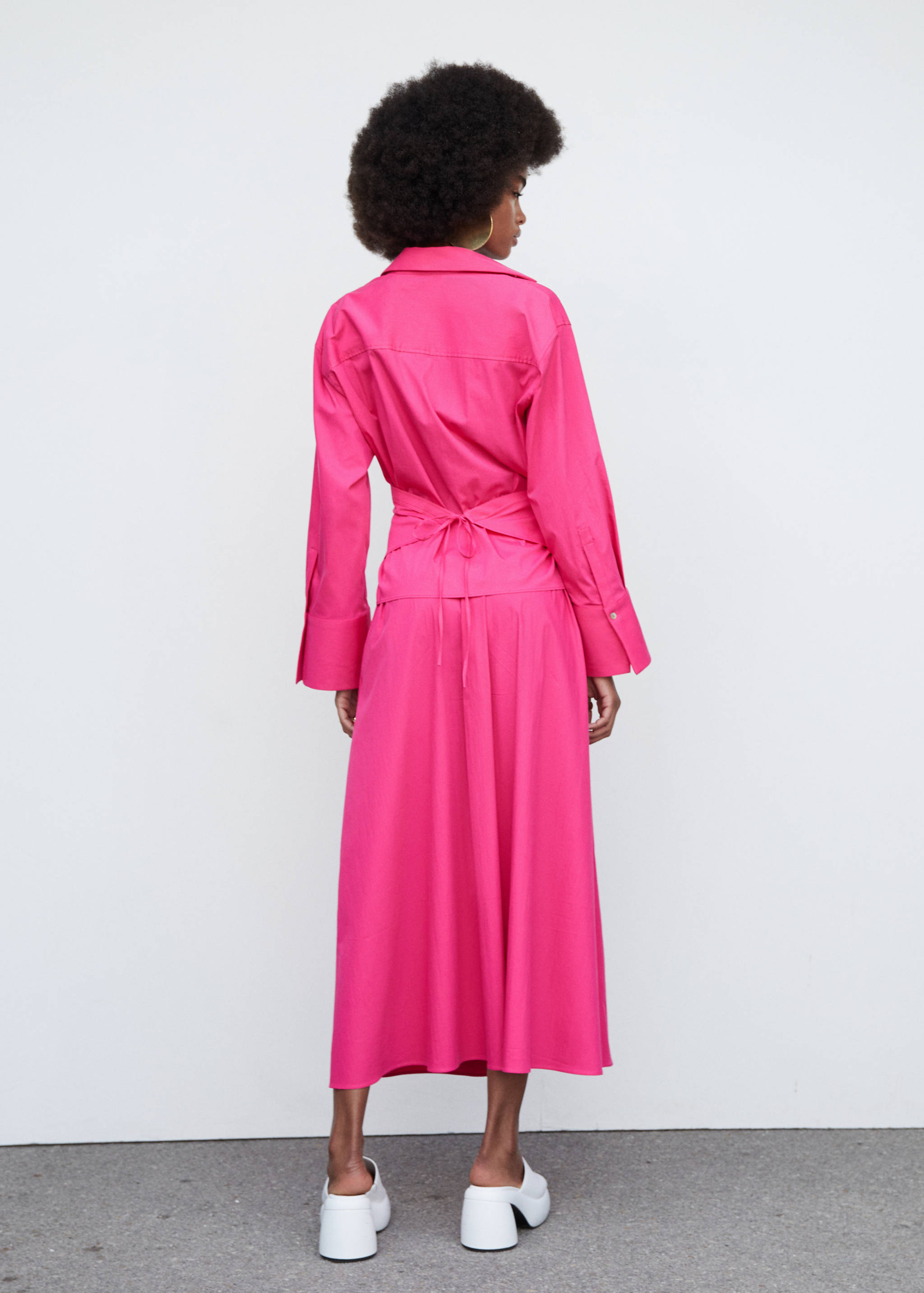 Wrap shirt with knot detail - Reverse of the article