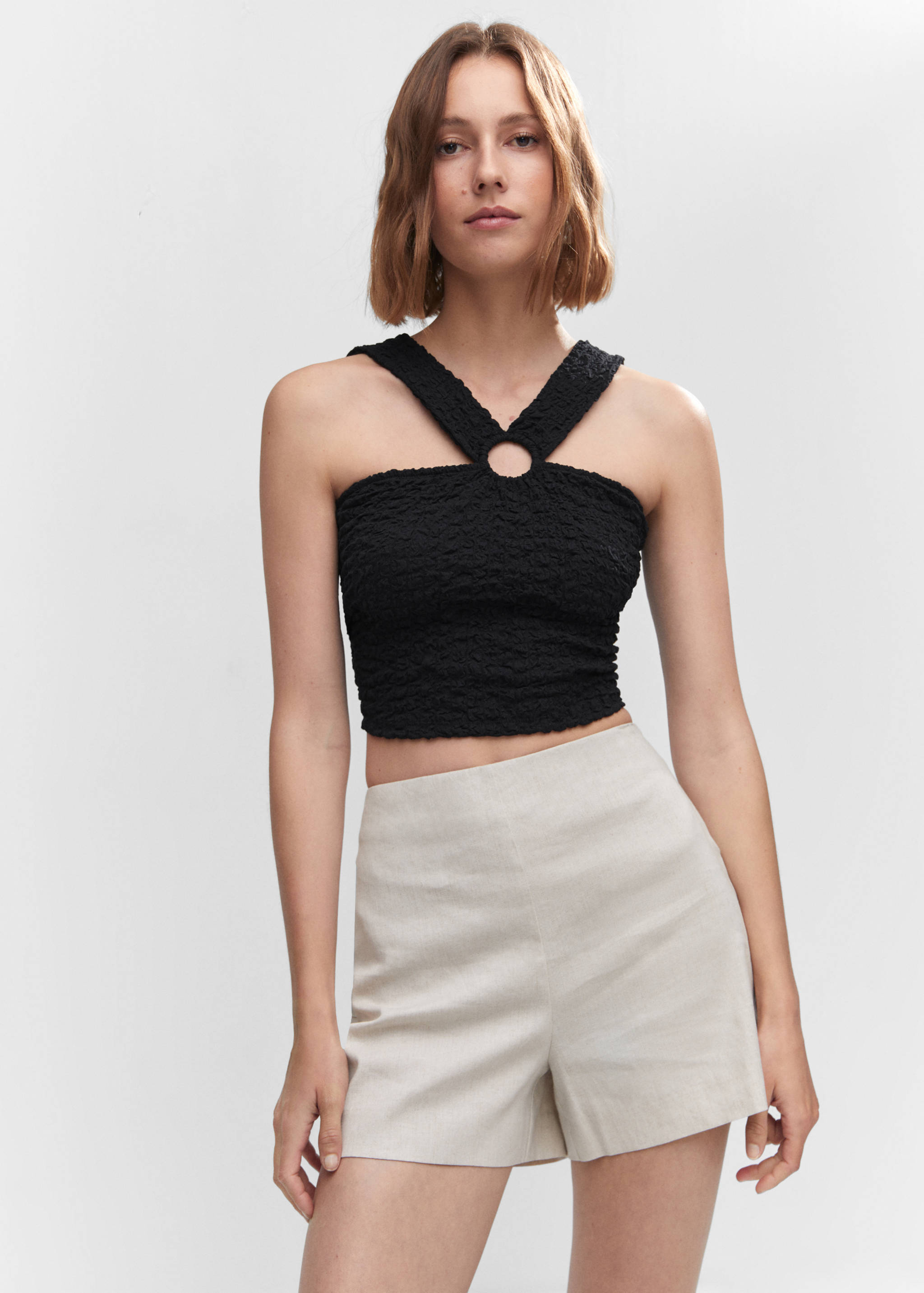 Textured top with ring detail - Medium plane