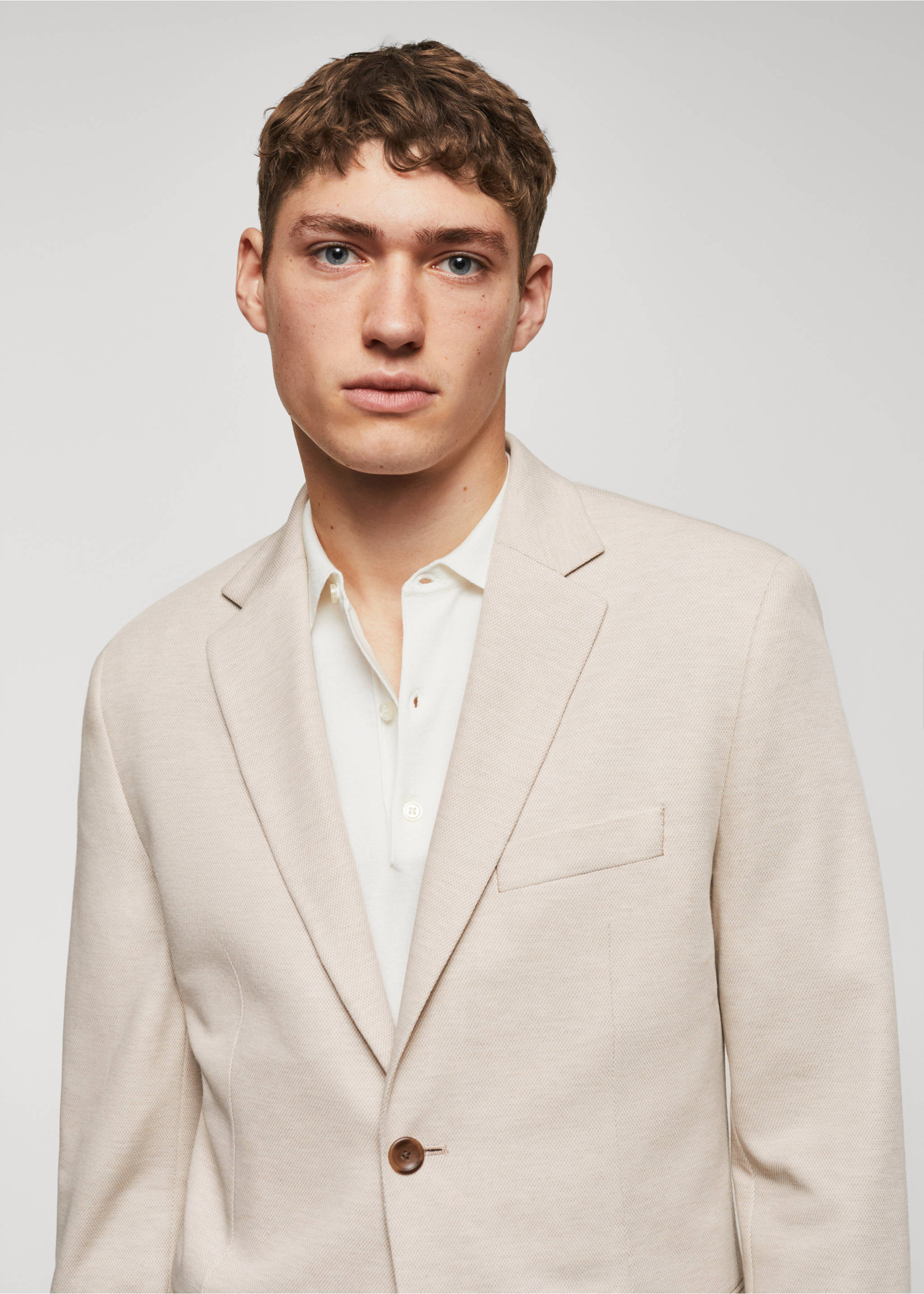Slim fit microstructure blazer - Details of the article 1, Sand. Ref: 57050550-00.
