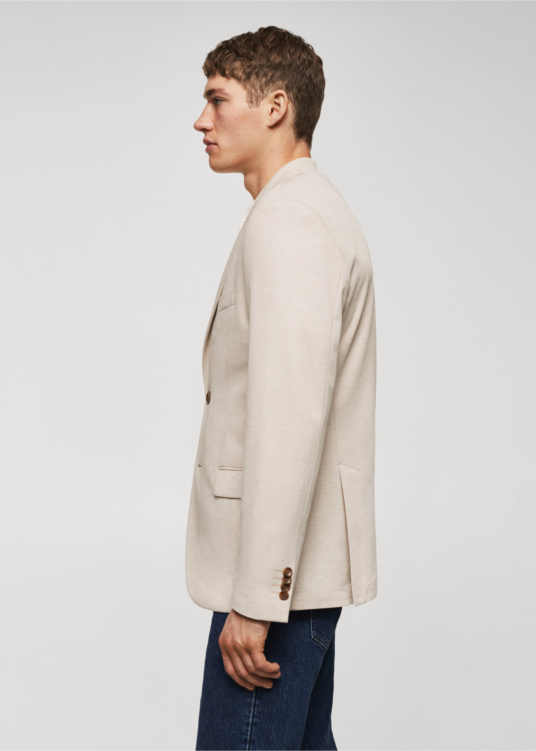 Slim fit microstructure blazer - Details of the article 2, Sand. Ref: 57050550-00.