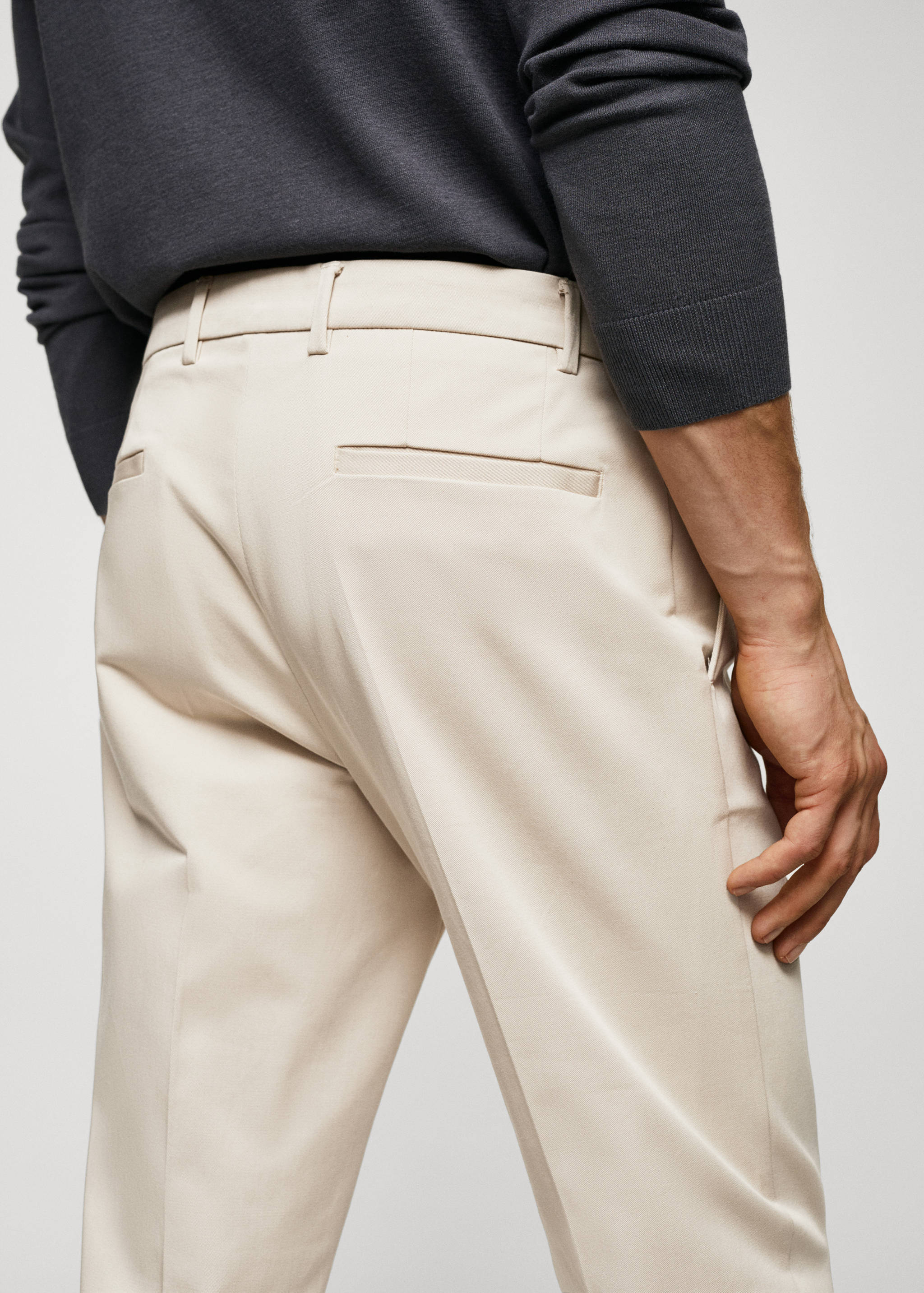 Slim fit chino trousers - Details of the article 6