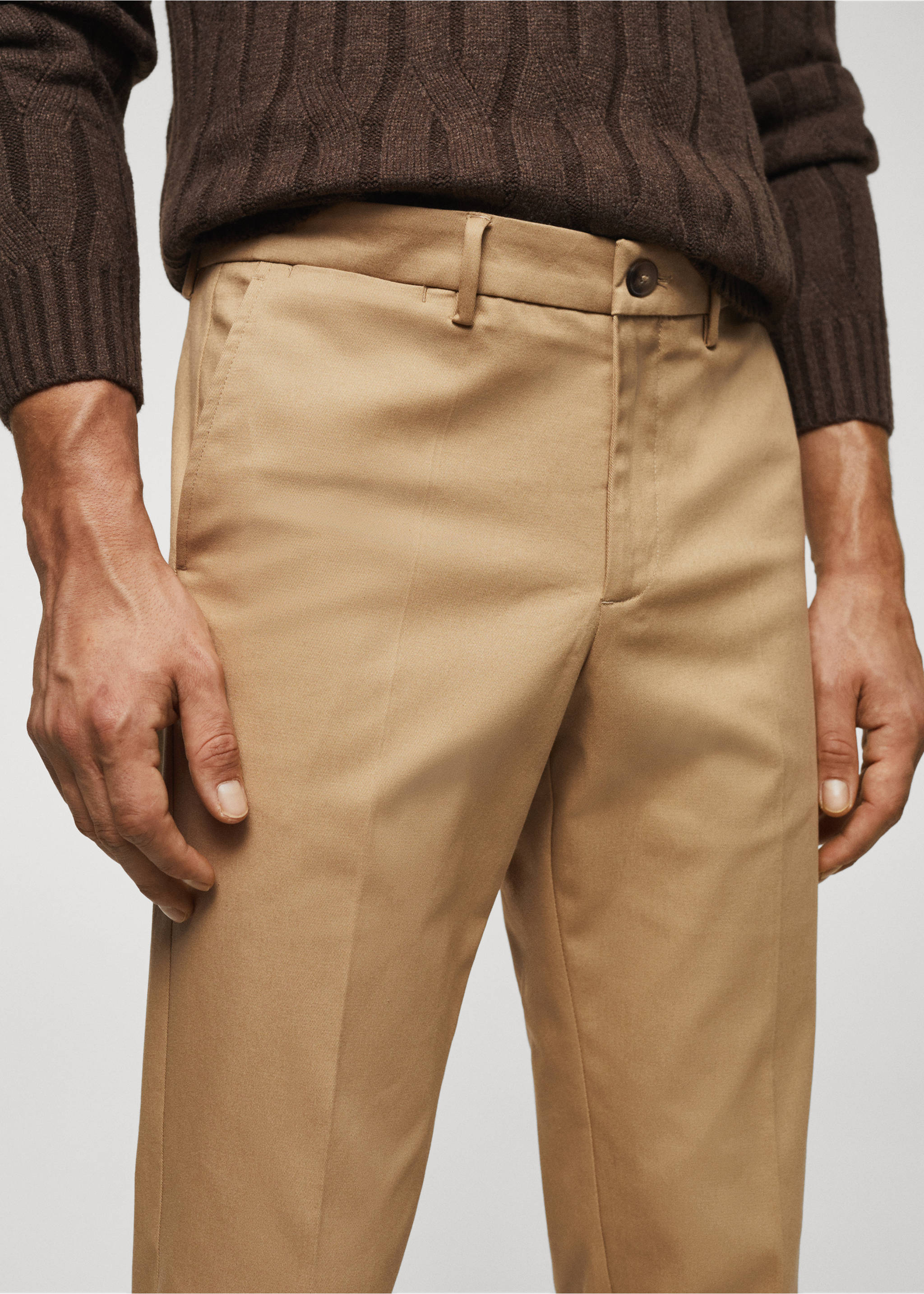 Pantalon chino slim fit - Détail de l'article 1, Marron moyen. Ref: 57050777-00.