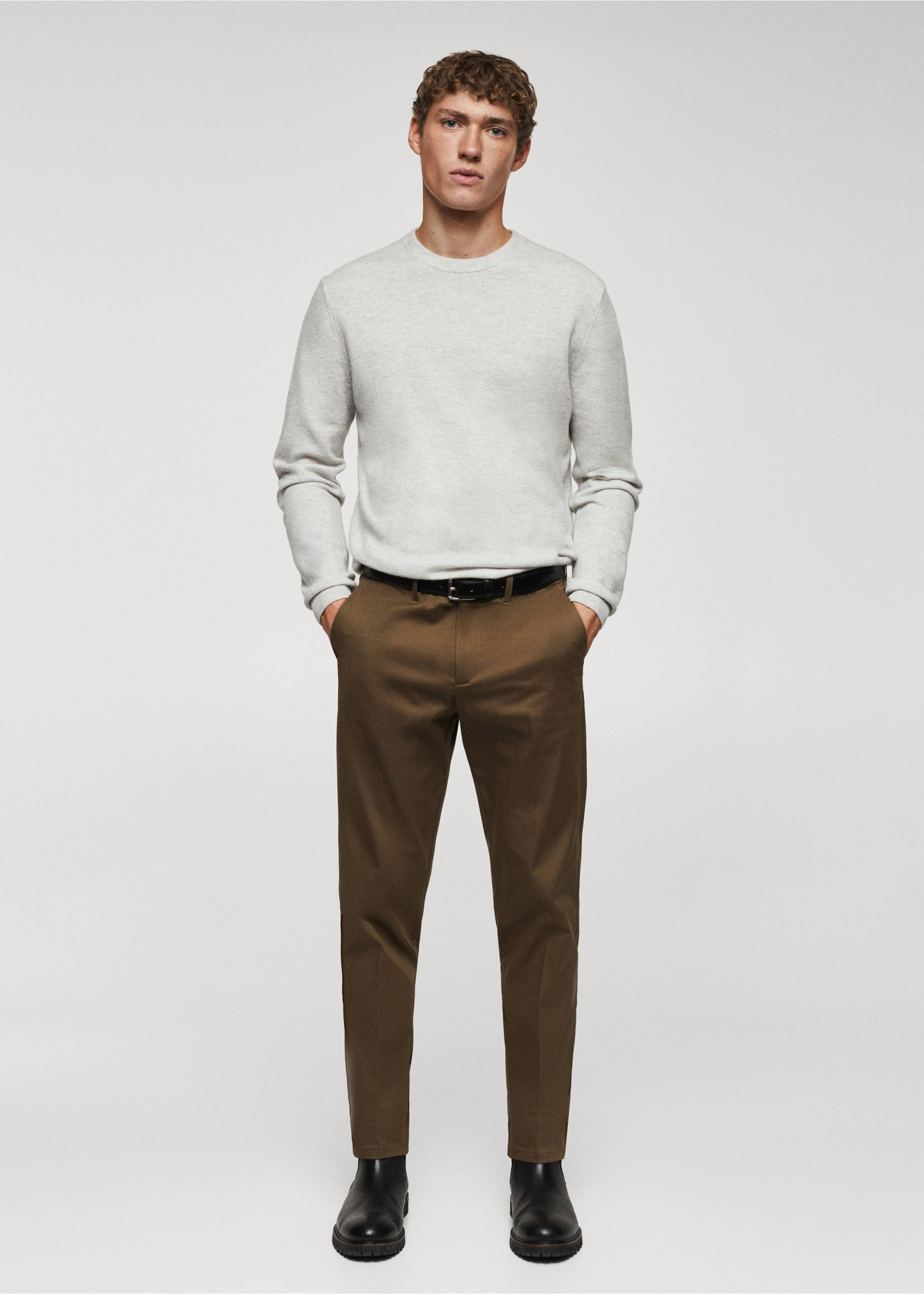 Pantalon chino slim fit - Plan général, Tabac. Ref: 57050777-00.