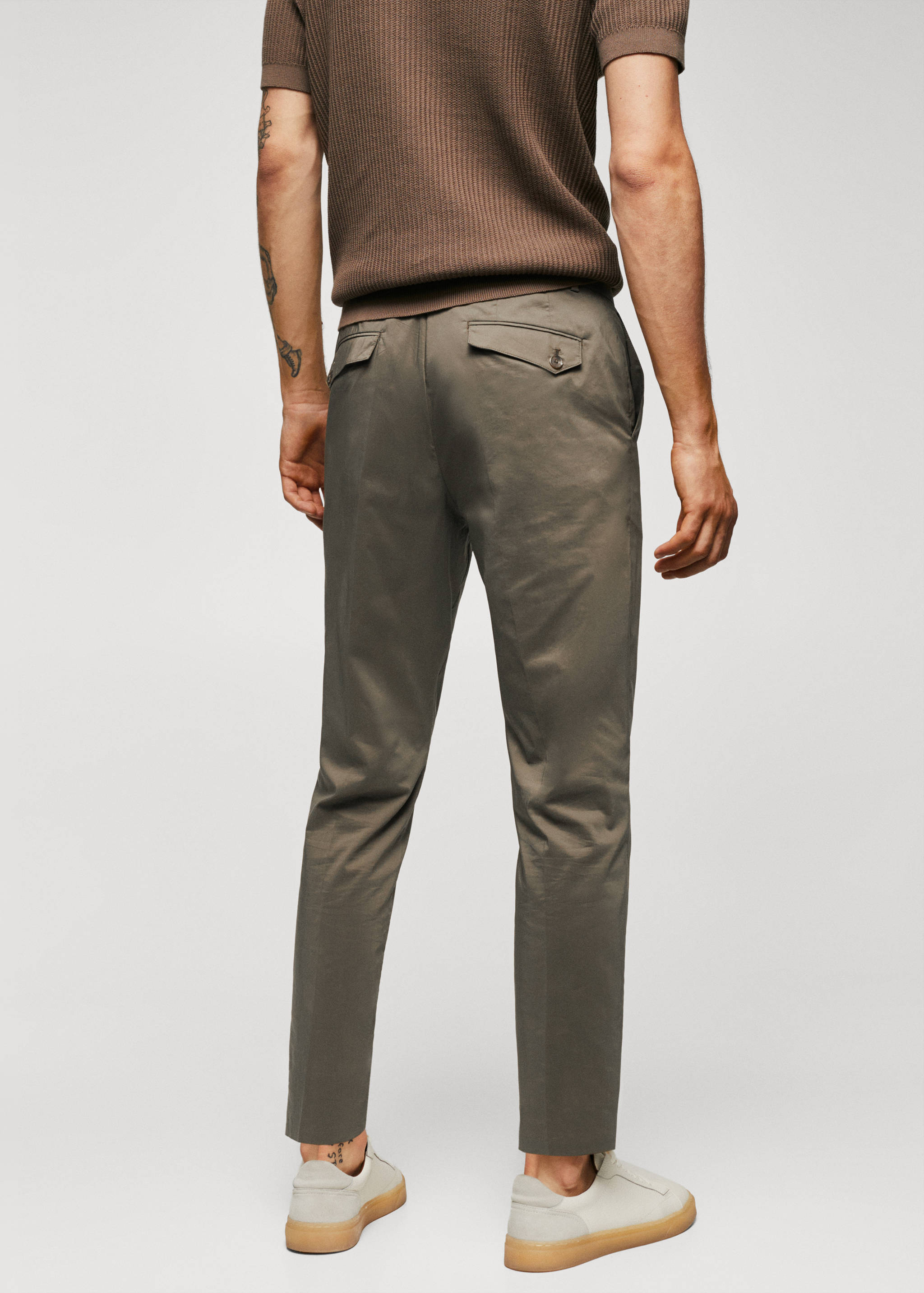 Lightweight cotton pants - Reverse of the article