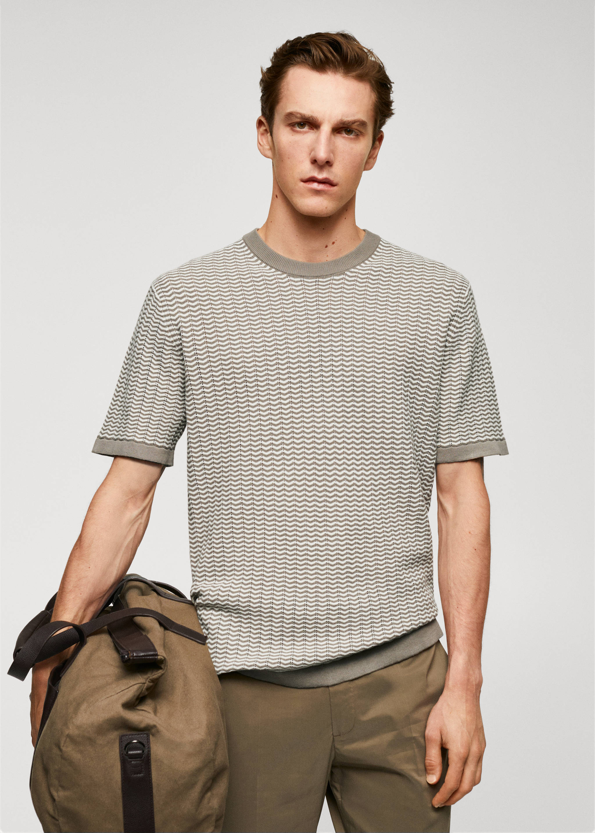 T-shirt 100% bomull sicksackstruktur - Bild av mittparti