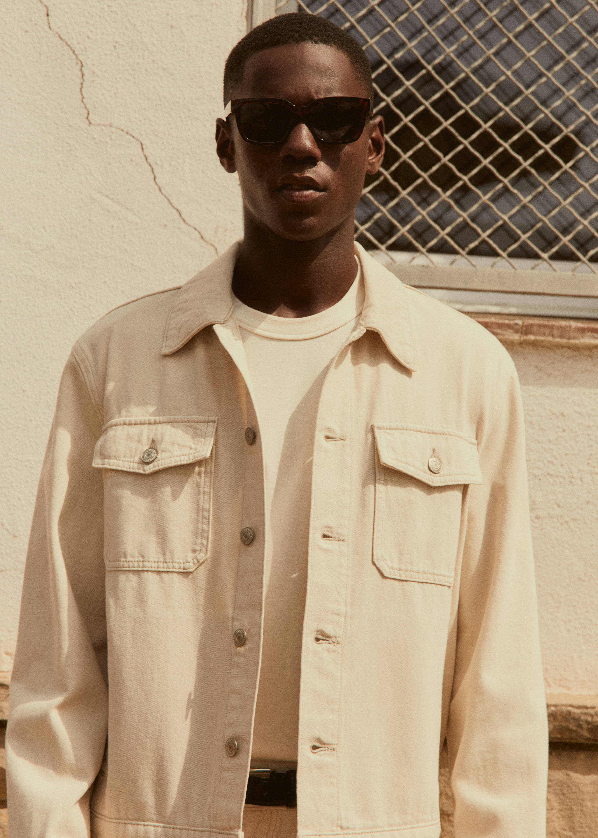 Jeansjacke mit Taschen - Detail des Artikels 6