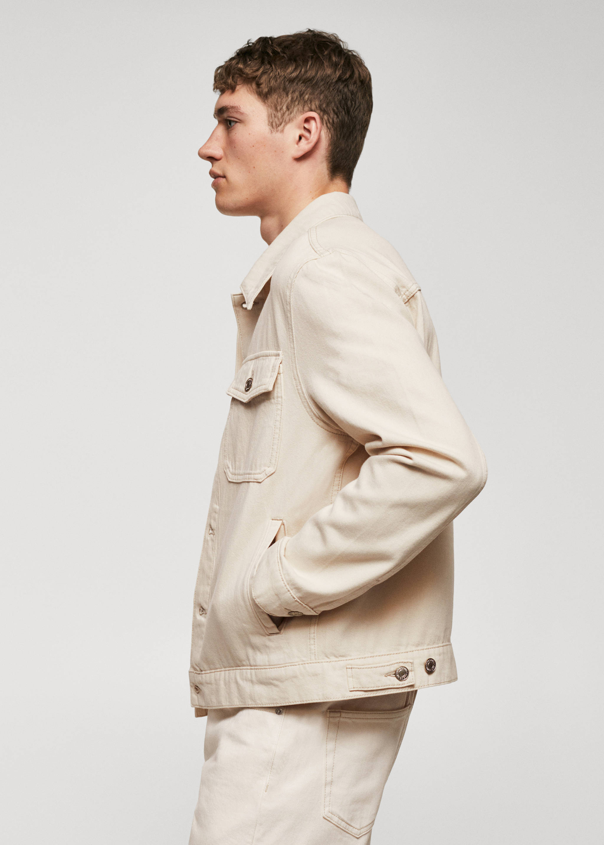 Jeansjacke mit Taschen - Detail des Artikels 2