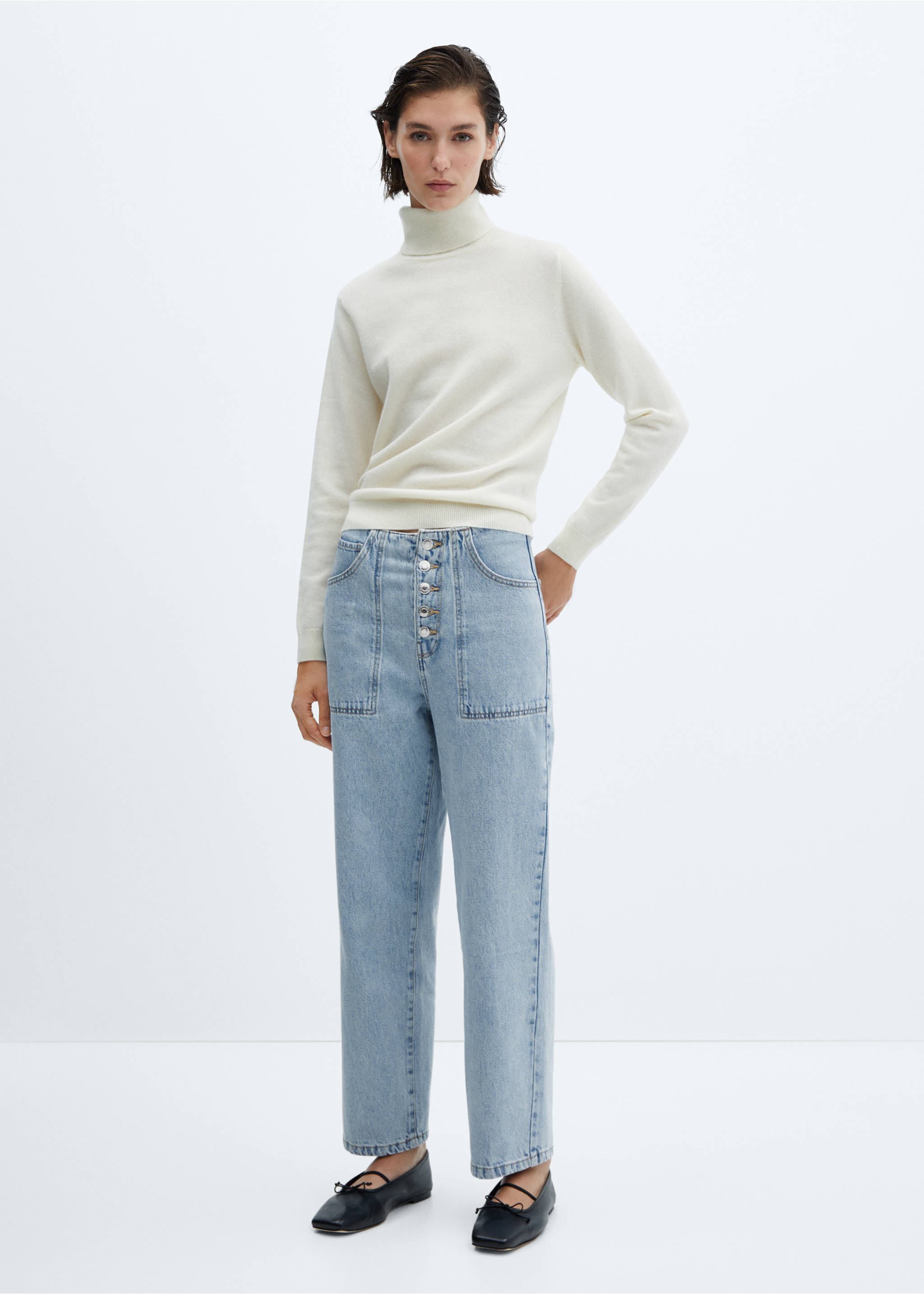 Gerade Crop-Jeans mit Knöpfen - Allgemeine Ansicht, Hellblau. Ref: 57052878-00.