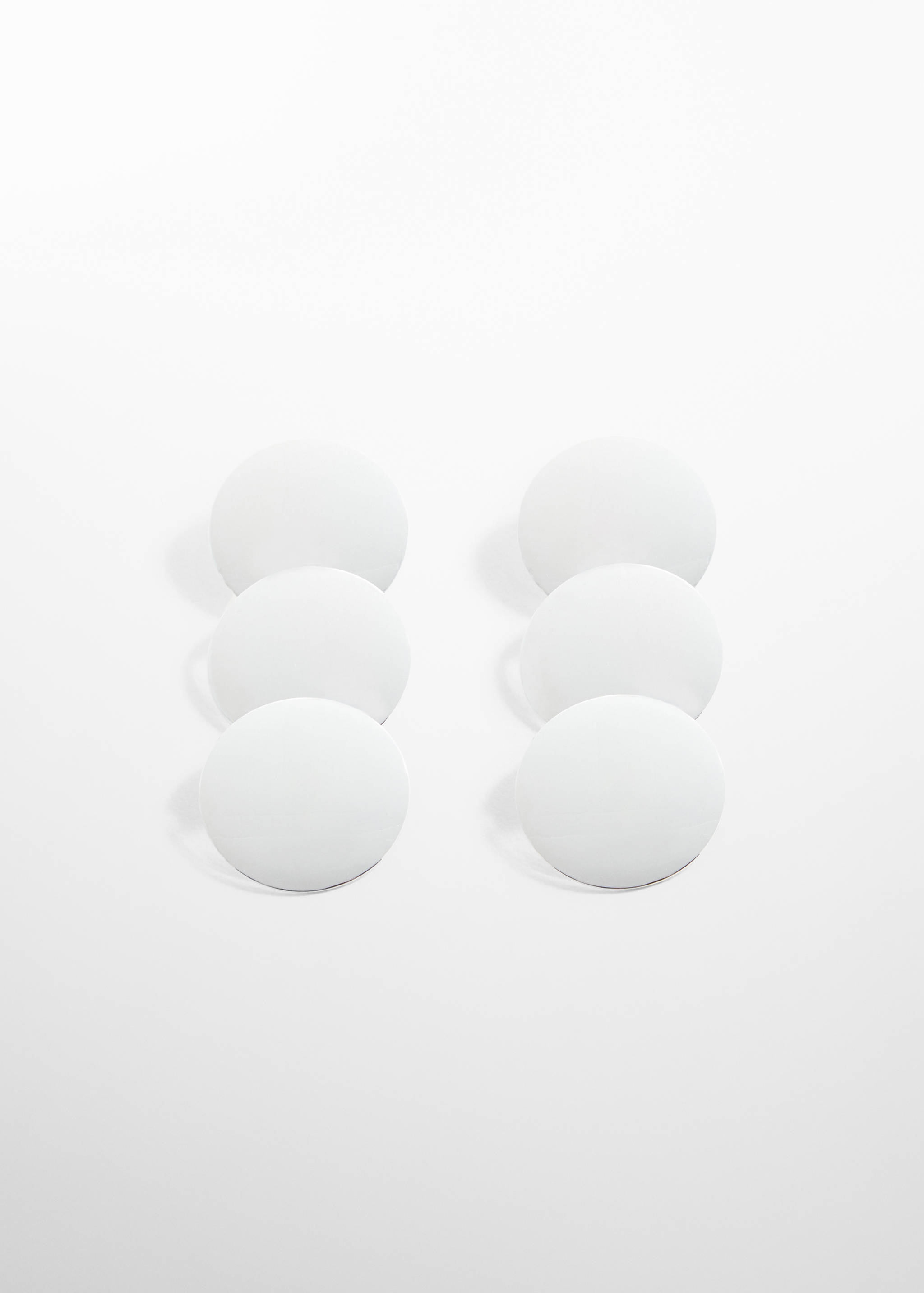 Long earrings with circular design - Article without model