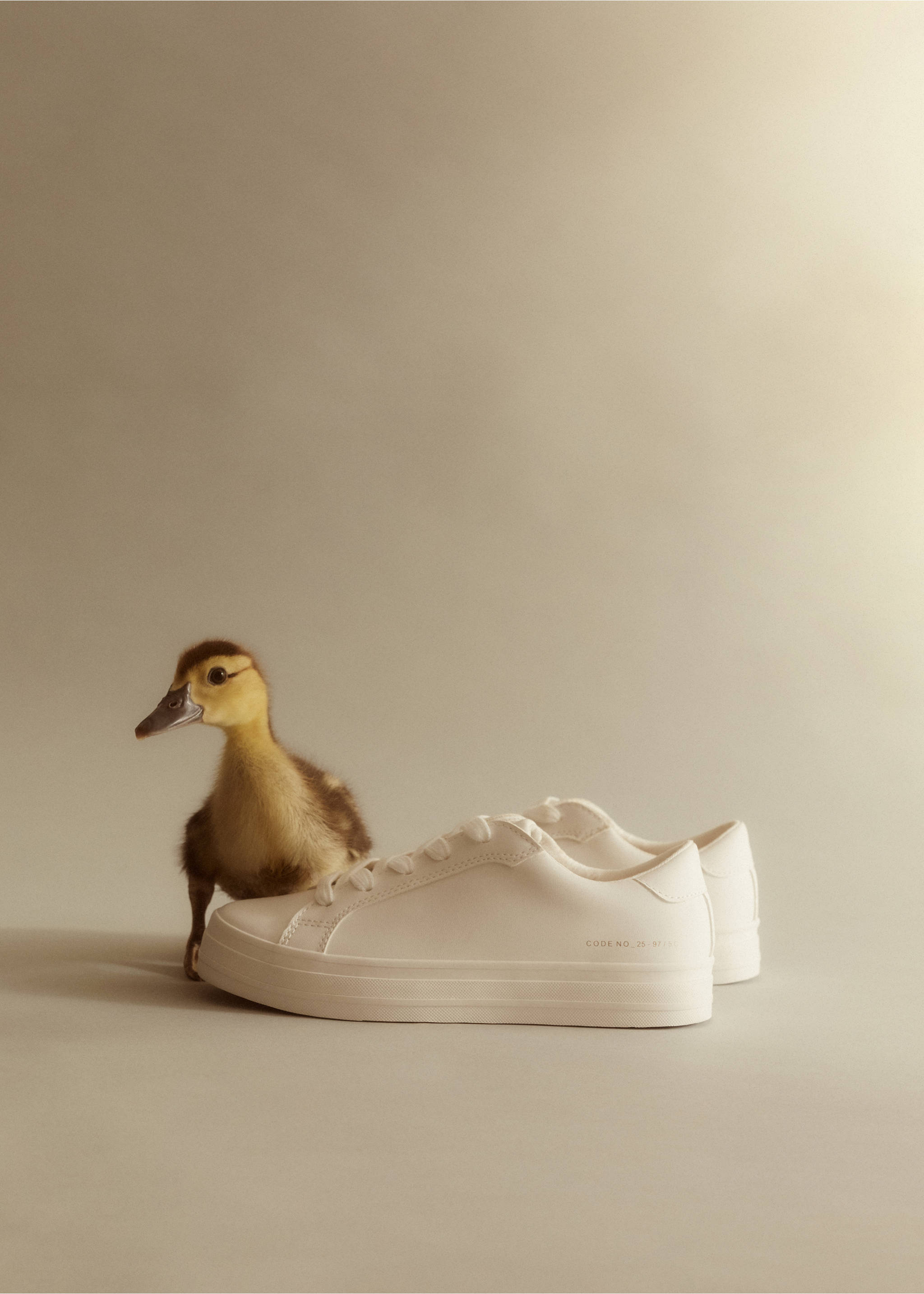 Platform sneakers - Details of the article 8, White. Ref: 57053254-00.