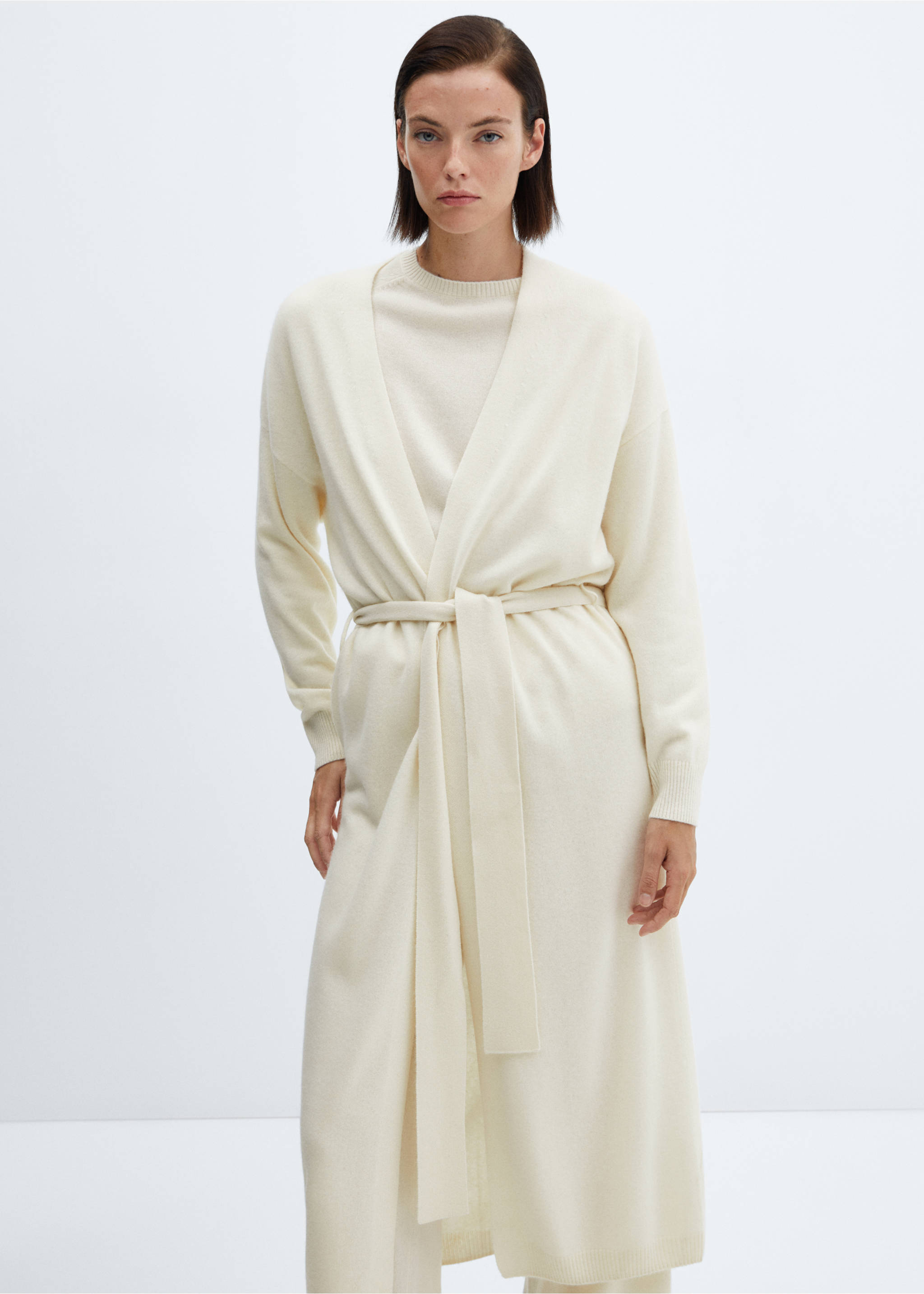 Cardigan 100 % Kaschmir - Mittlere Ansicht, Cremeweiß. Ref: 57053275-00.