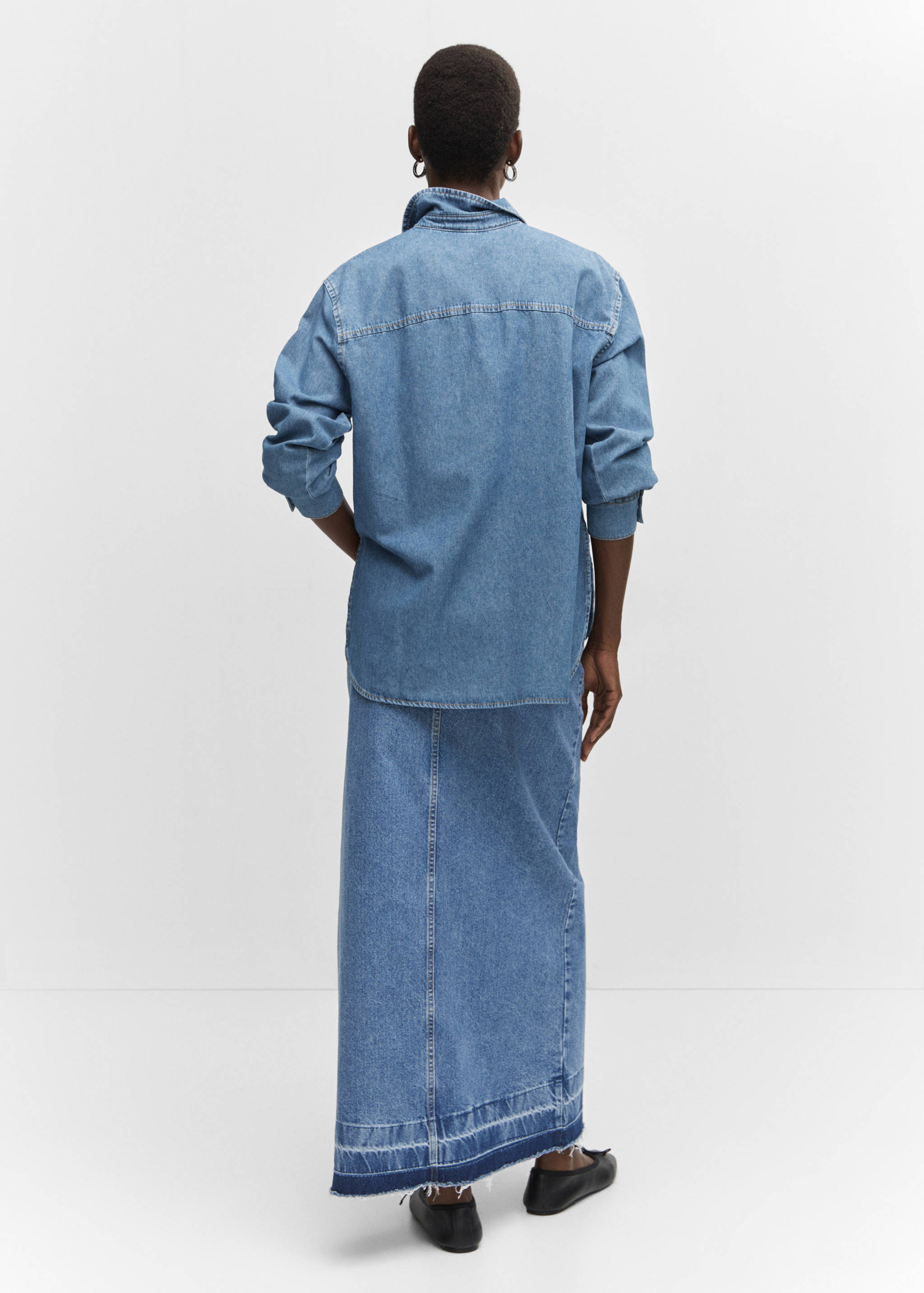 Jeanshemd mit Tasche - Rückseite des Artikels