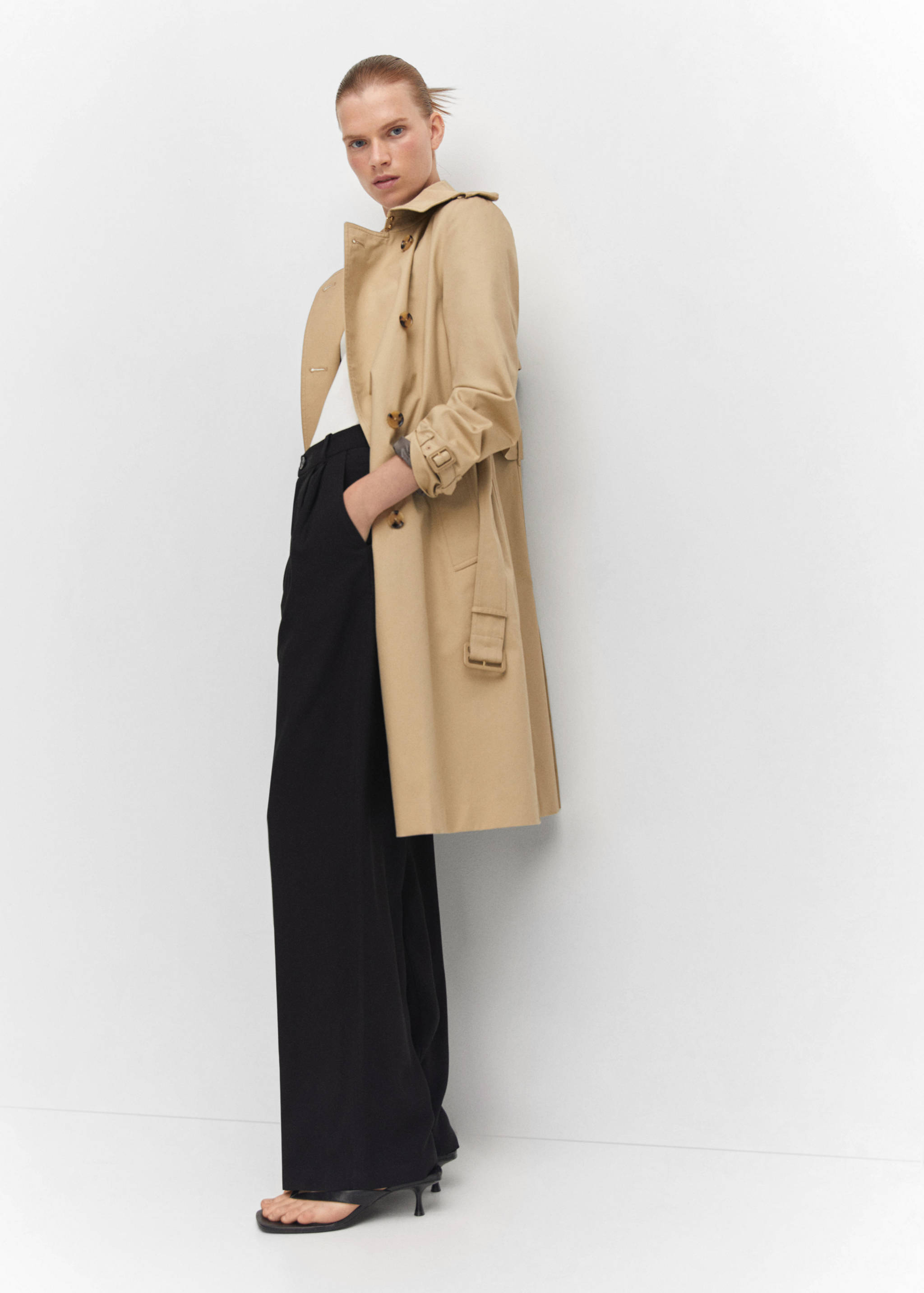 Wide leg pleated trousers - Details of the article 2