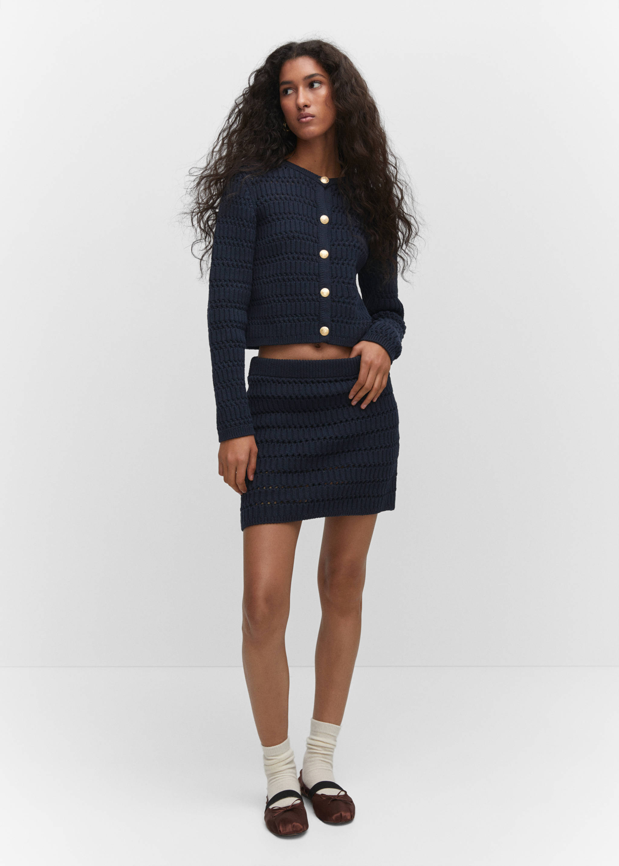 Knitted mini-skirt with lace accents - General plane