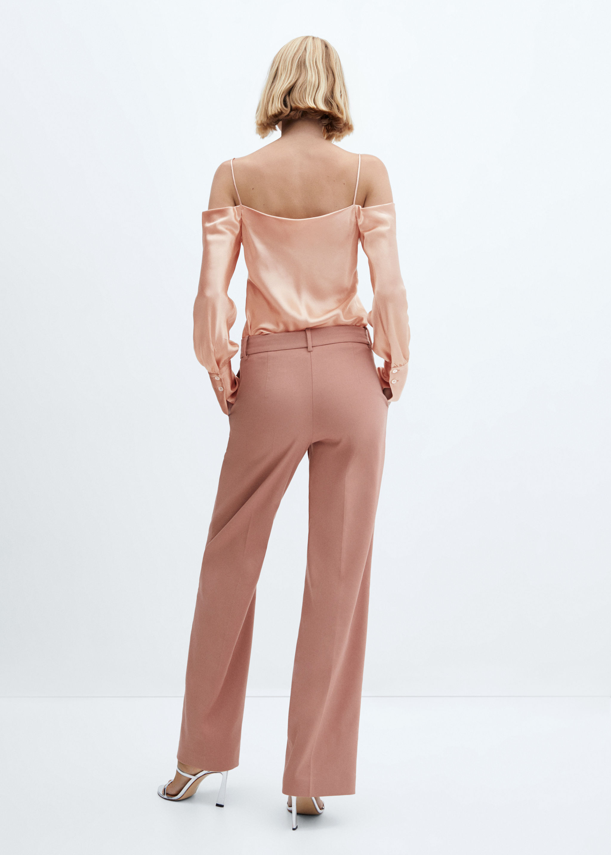 Pantalons rectes tir alt - Revers de l'article