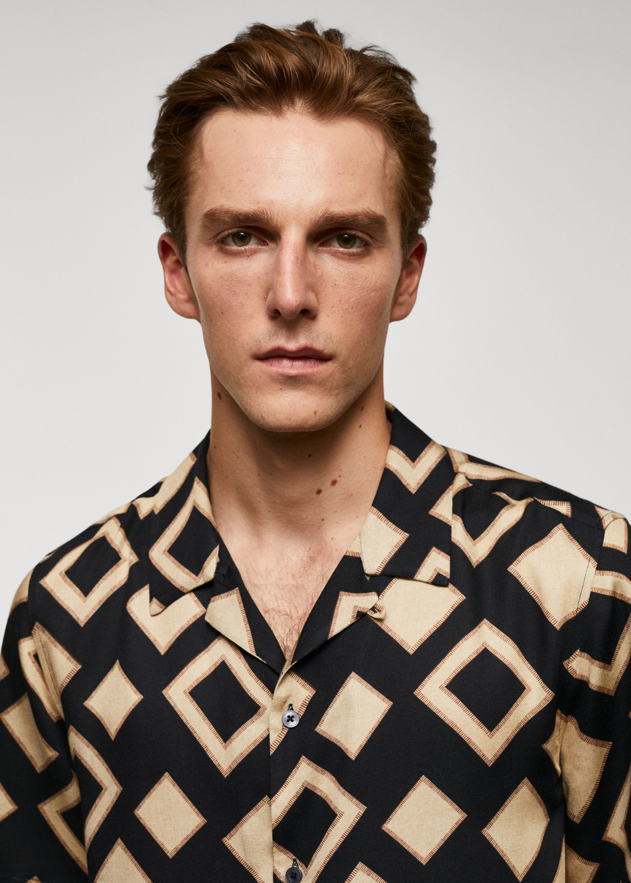 Geometric-print bowling shirt - Men | MANGO OUTLET United Geometric-print bowling shirt - Men | MANGO OUTLET United