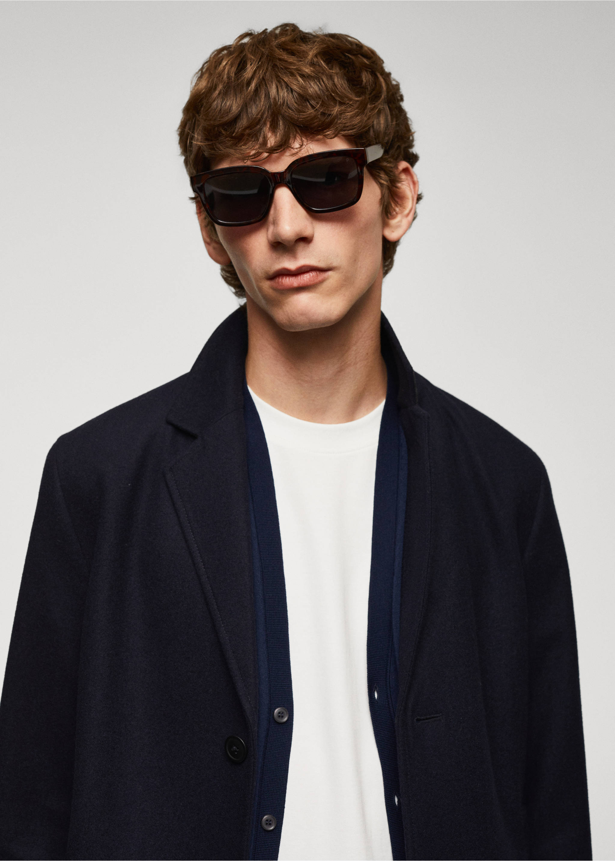 Lightweight recycled wool coat - Details of the article 1, Navy. Ref: 57054385-00.